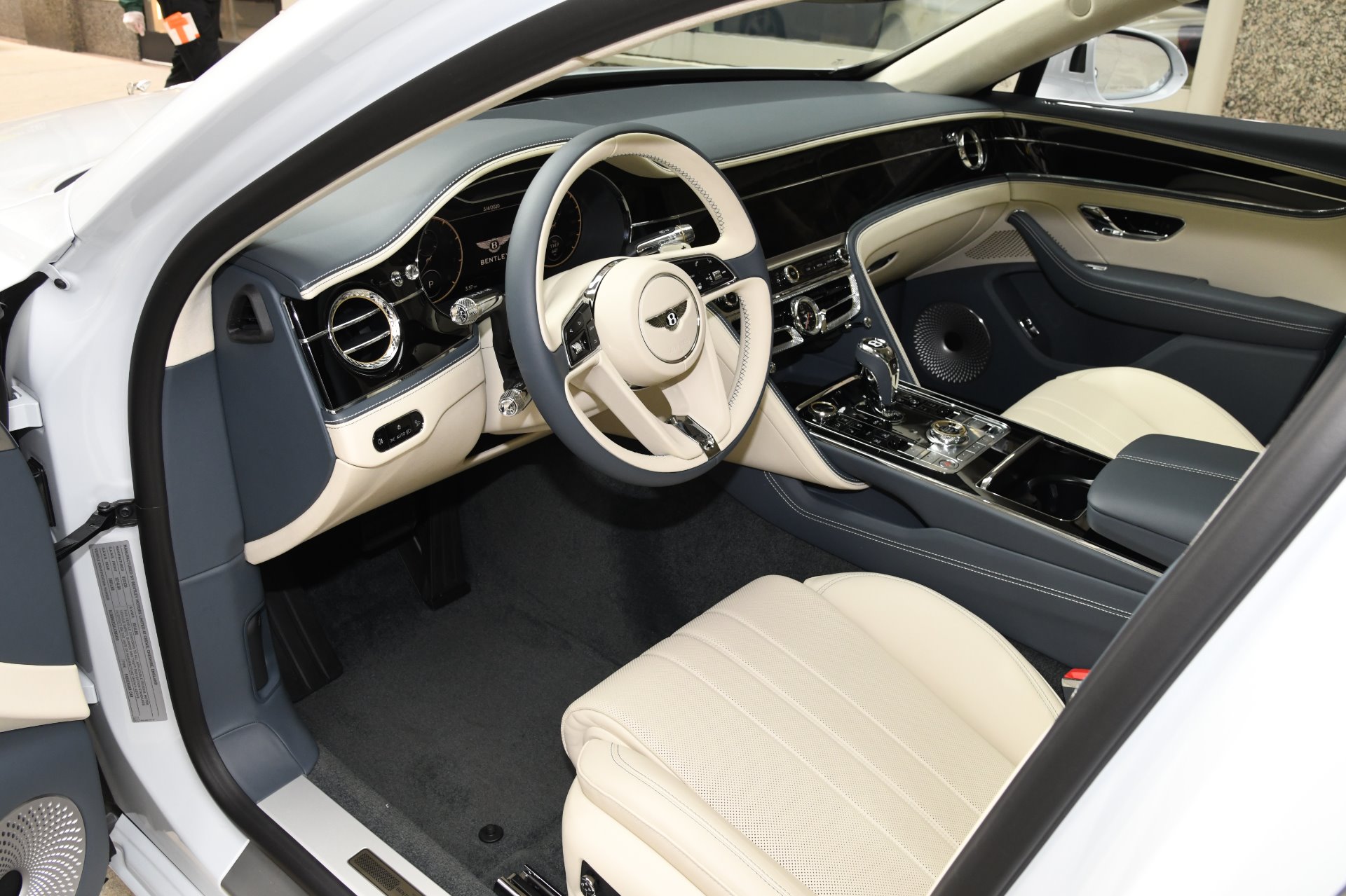2020 Bentley Flying Spur W12, 4/20