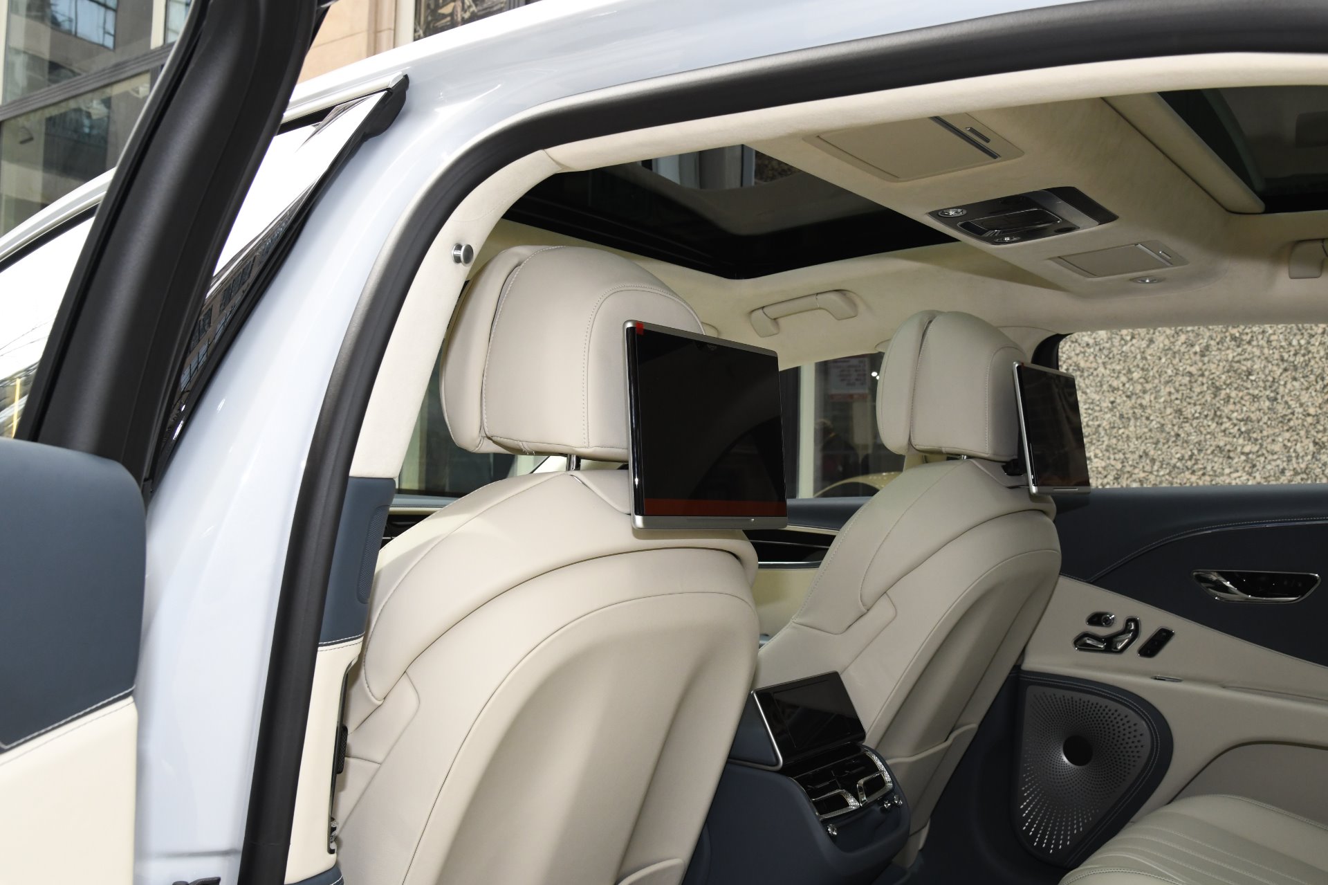 2020 Bentley Flying Spur W12, 9/20