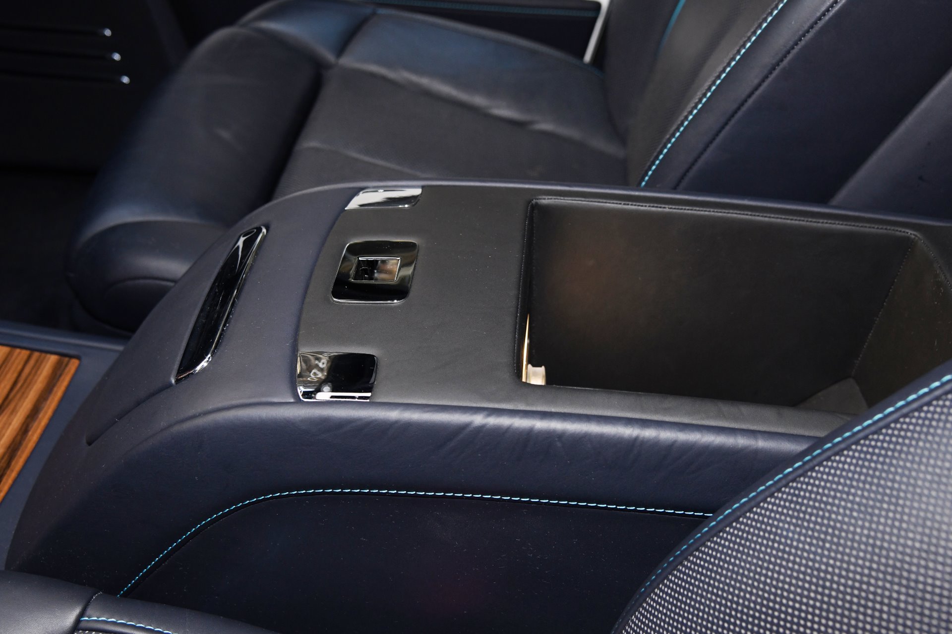 2018 ROLLS-ROYCE PHANTOM EXTENDED WHEELBASE EWB, 17/20