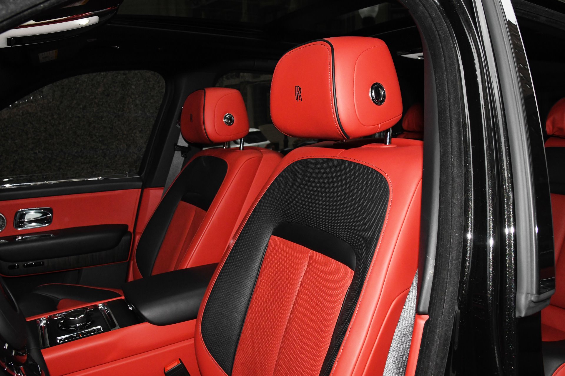 2019 Rolls-Royce Cullinan, 4/20