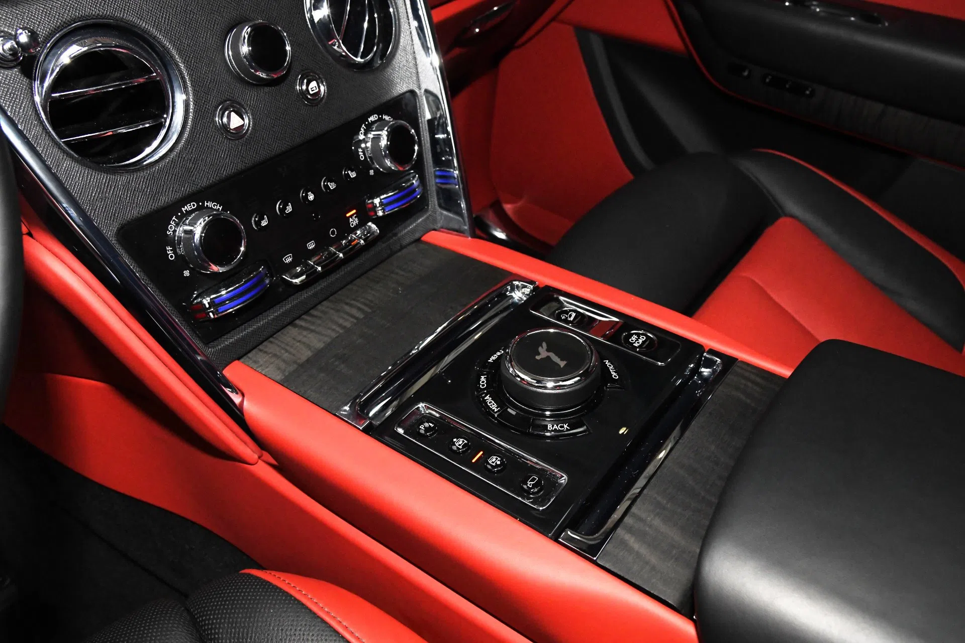 2019 Rolls-Royce Cullinan interior, center console, MUGELLO RED