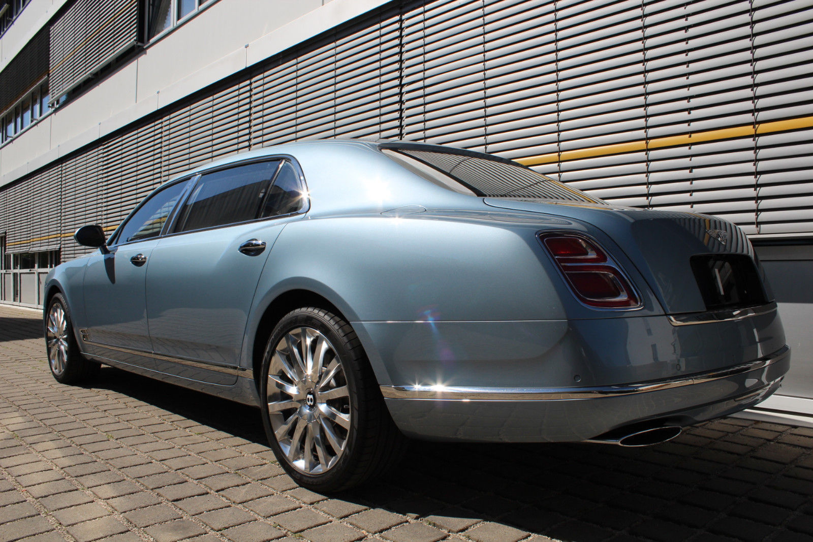 2017 Bentley Mulsanne Extended Wheelbase, 2/20