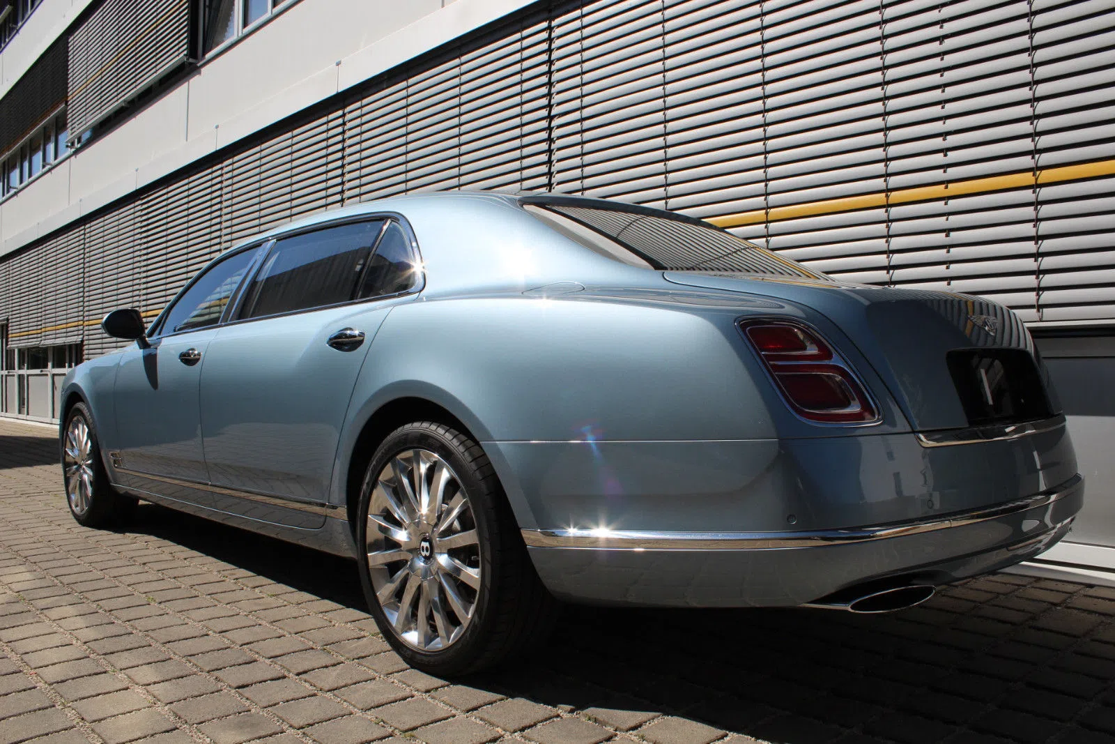 2017 Bentley Mulsanne Extended Wheelbase for sale, exterior, Blau Metallic