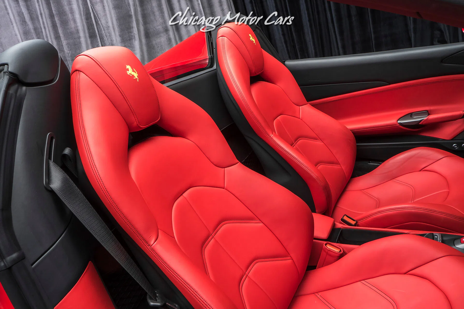 2018 Ferrari 488 Spider interior, seats, Rosso Ferrari