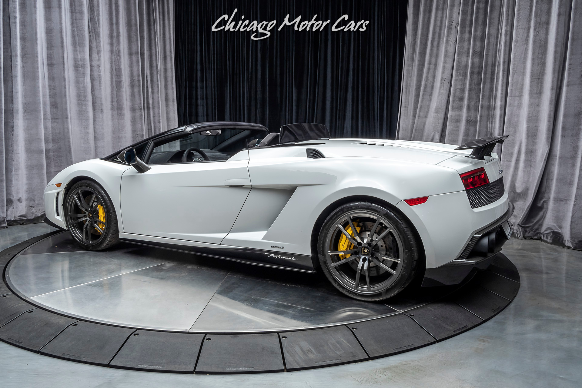 2011 Lamborghini Gallardo LP570-4 Performante Spyder, 2/20