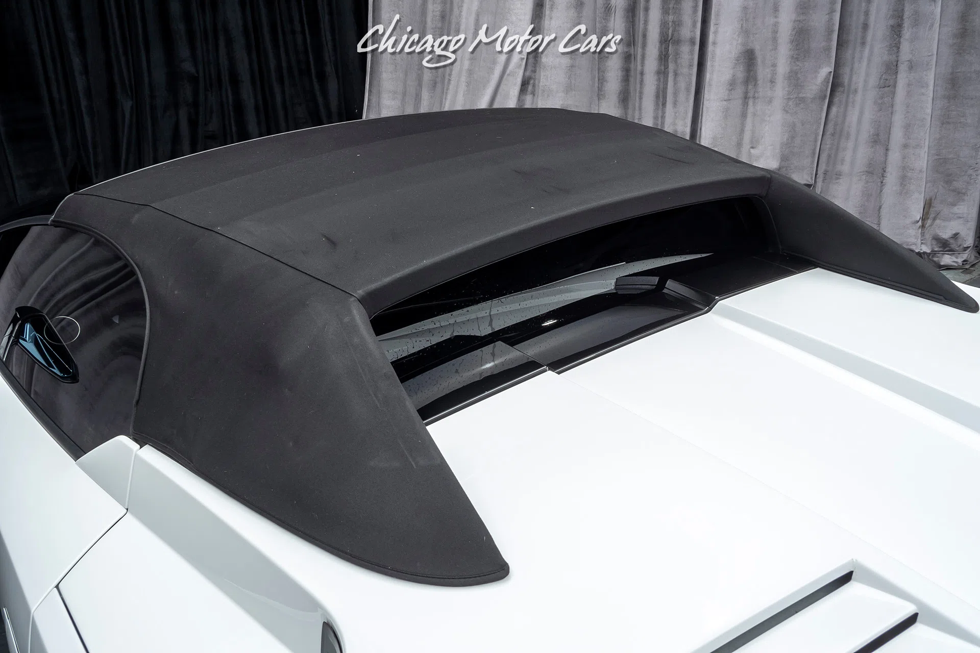 2011 Lamborghini Gallardo LP570-4 Performante Spyder for sale, exterior, Bianco Monocerous Solid Color (White)