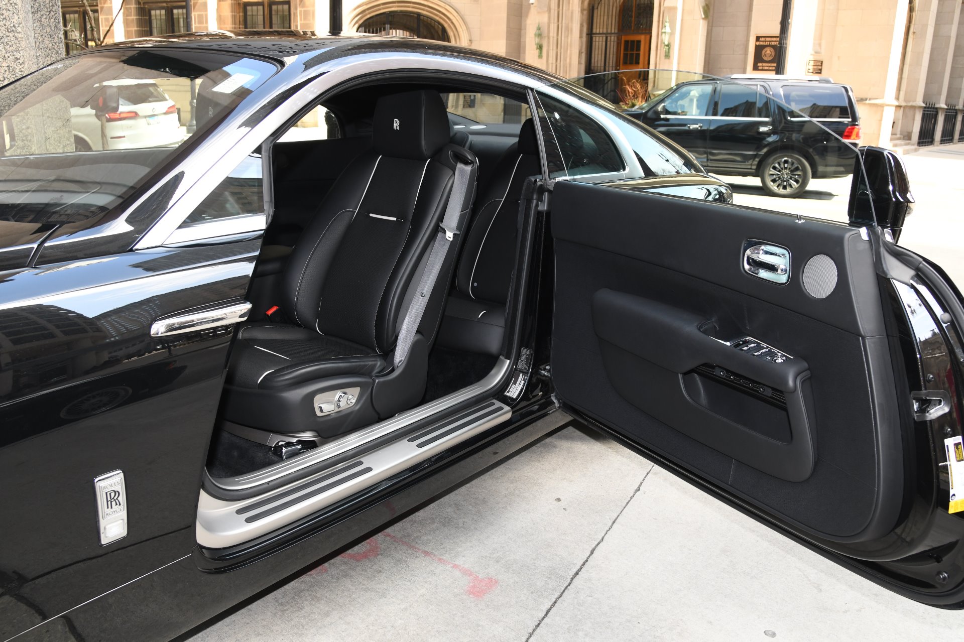 2017 ROLLS-ROYCE WRAITH, 2/18