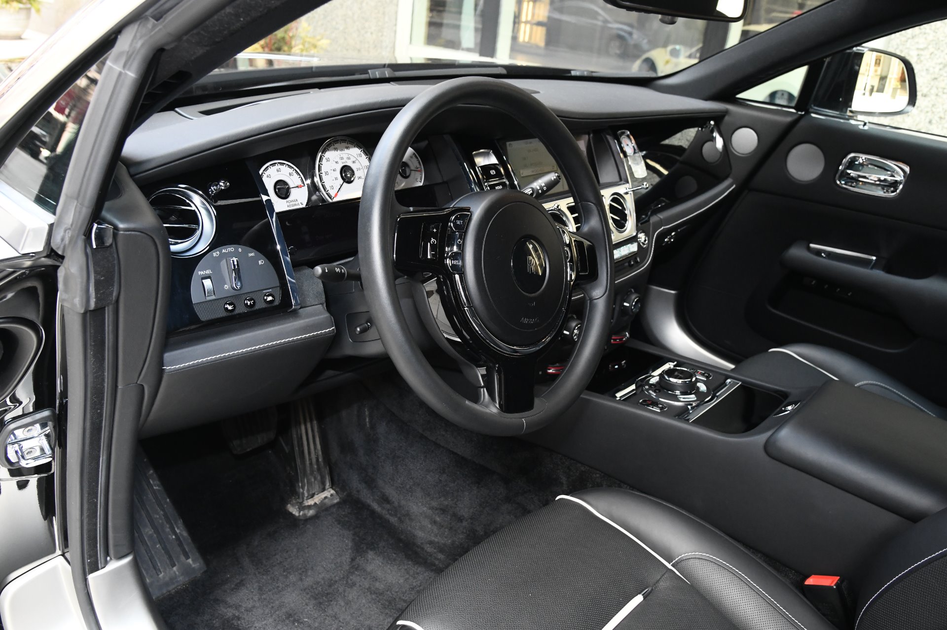 2017 ROLLS-ROYCE WRAITH, 5/18