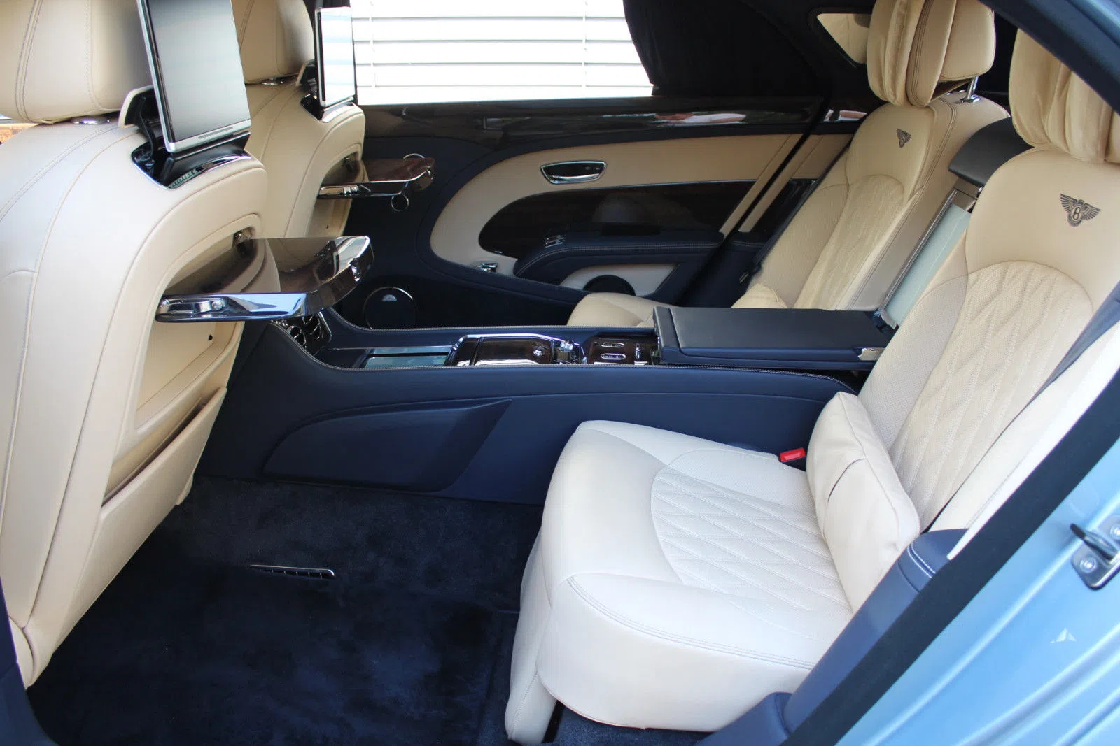 2017 Bentley Mulsanne Extended Wheelbase interior, seats, Vollleder