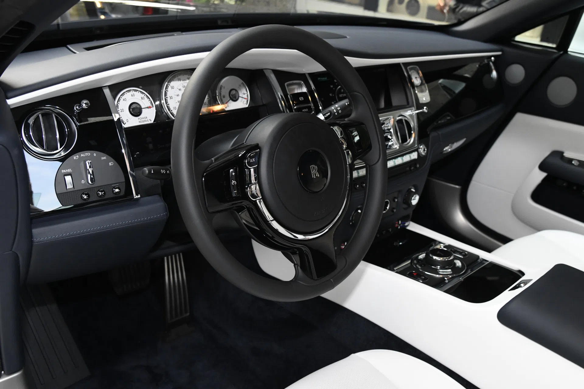 2020 Rolls-Royce Wraith interior, dashboard, ARCTIC WHITE, Leather