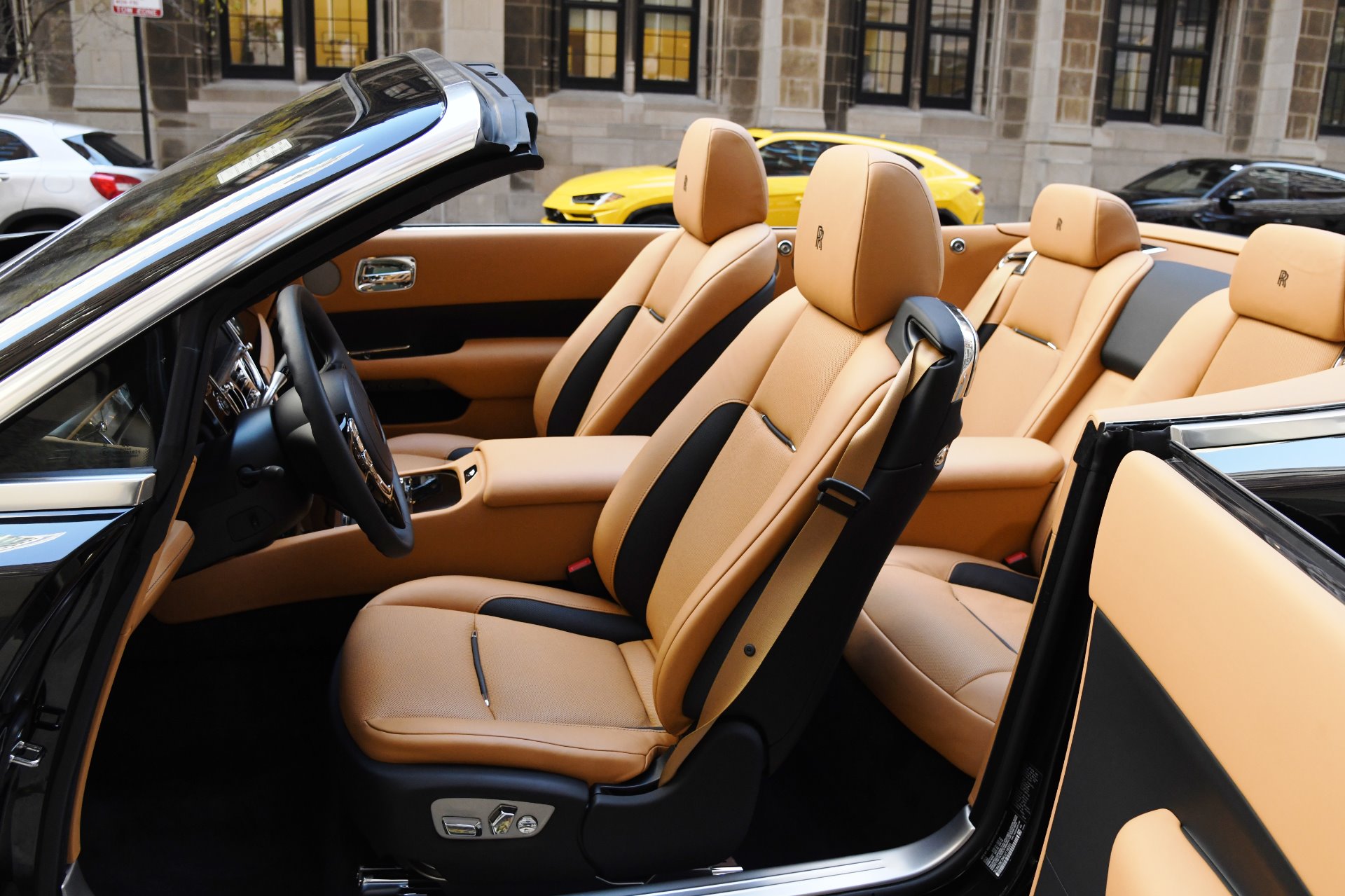 2020 Rolls-Royce Dawn, 3/20