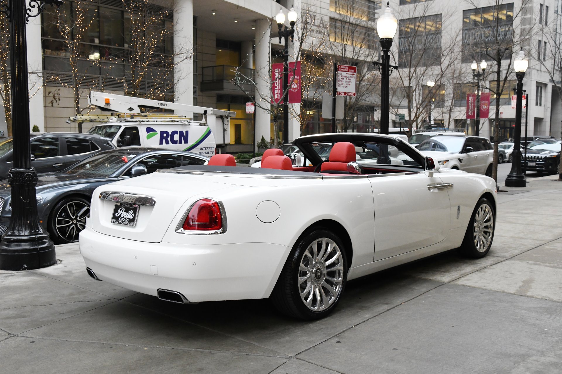 2020 Rolls-Royce Dawn, 3/18