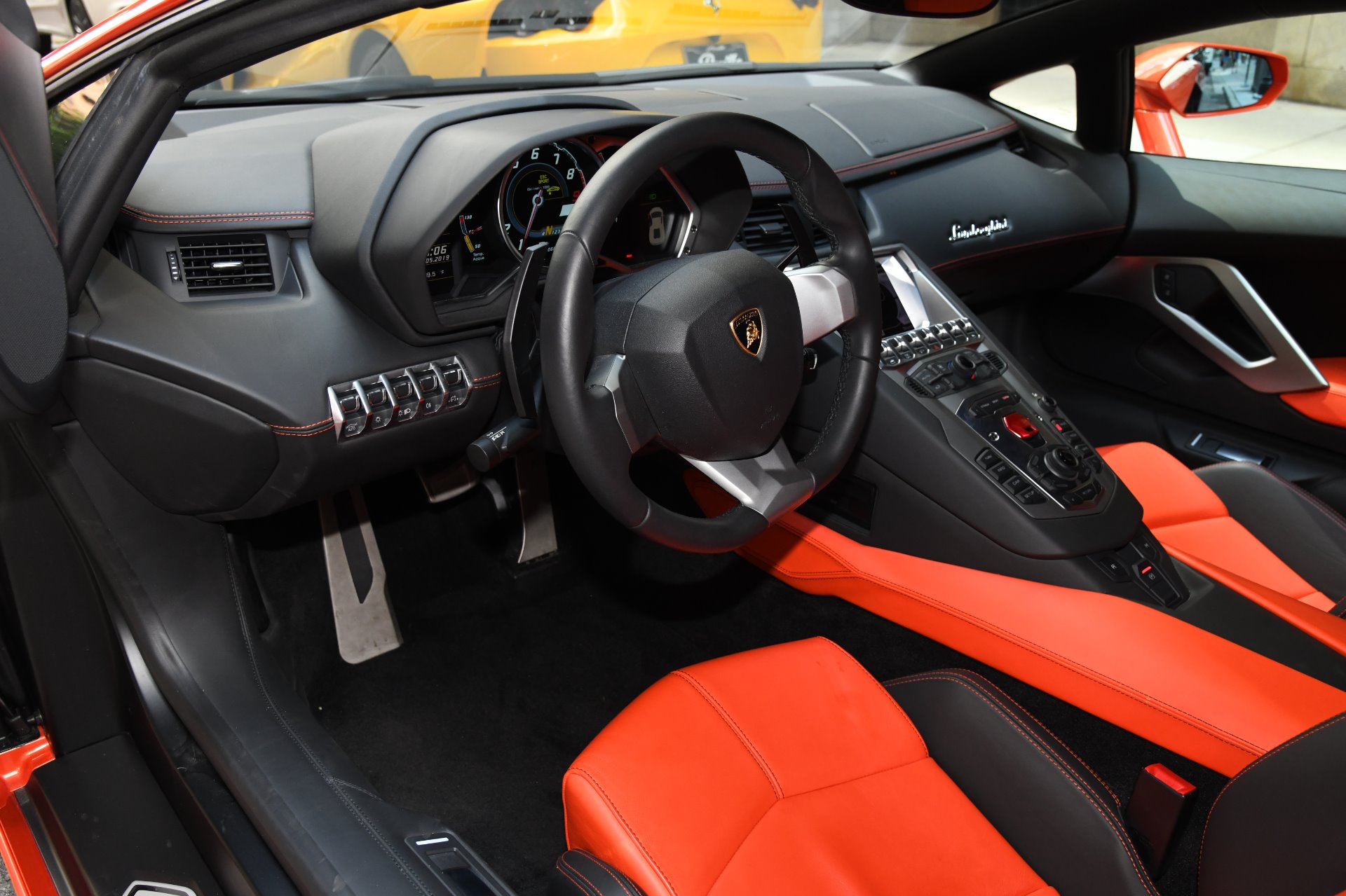 2012 Lamborghini Aventador LP700-4, 7/20
