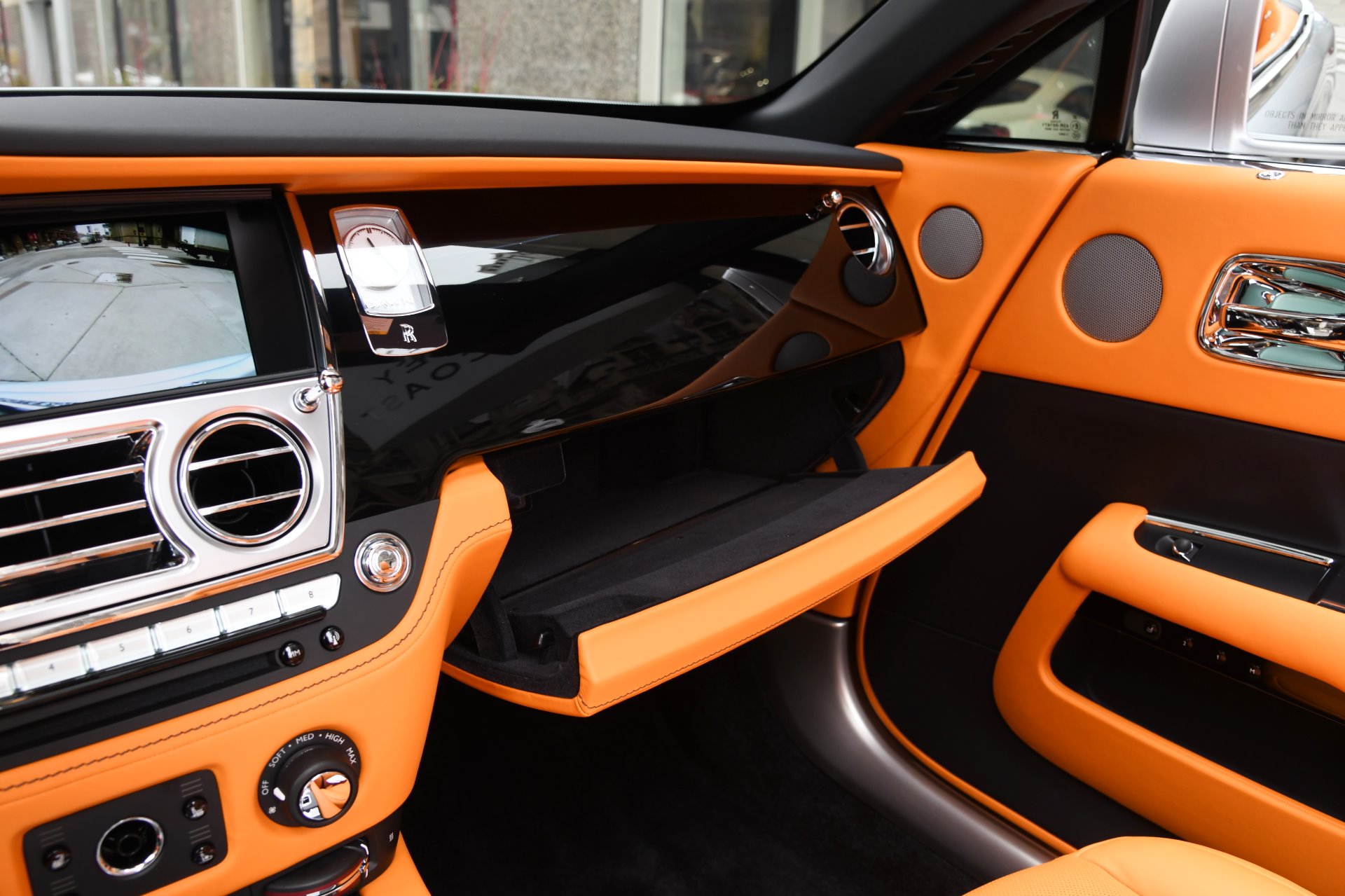 2020 Rolls-Royce Dawn, 14/20