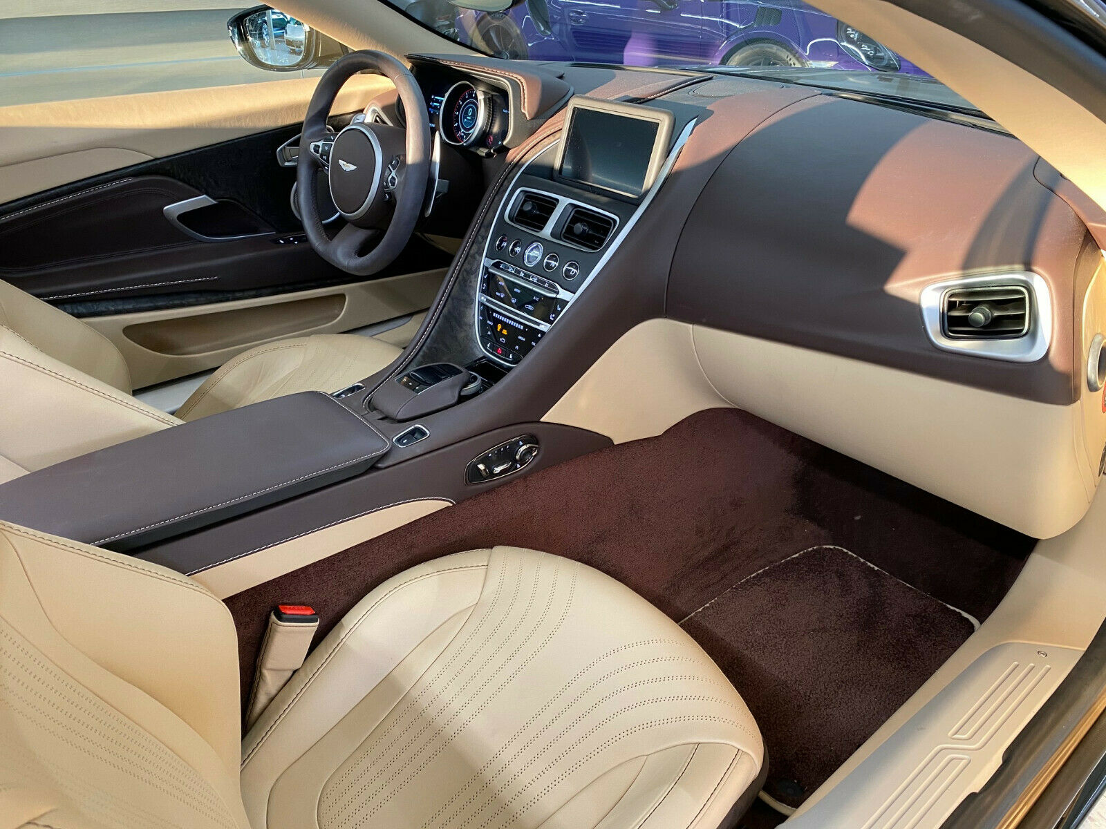2018 Aston Martin DB11 4.0 V8 Volante, 16/20