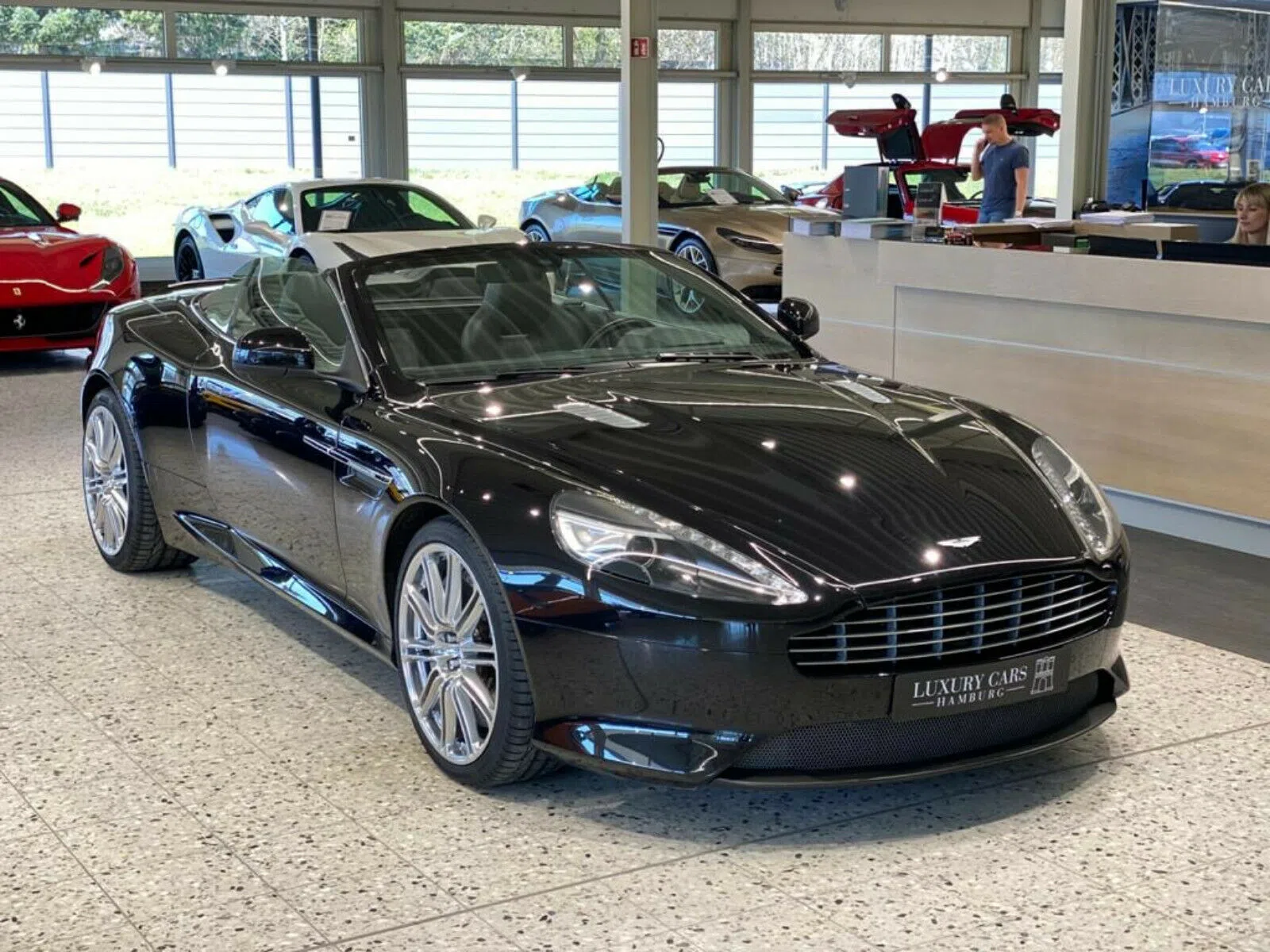 2015 Aston Martin DB9 Volante