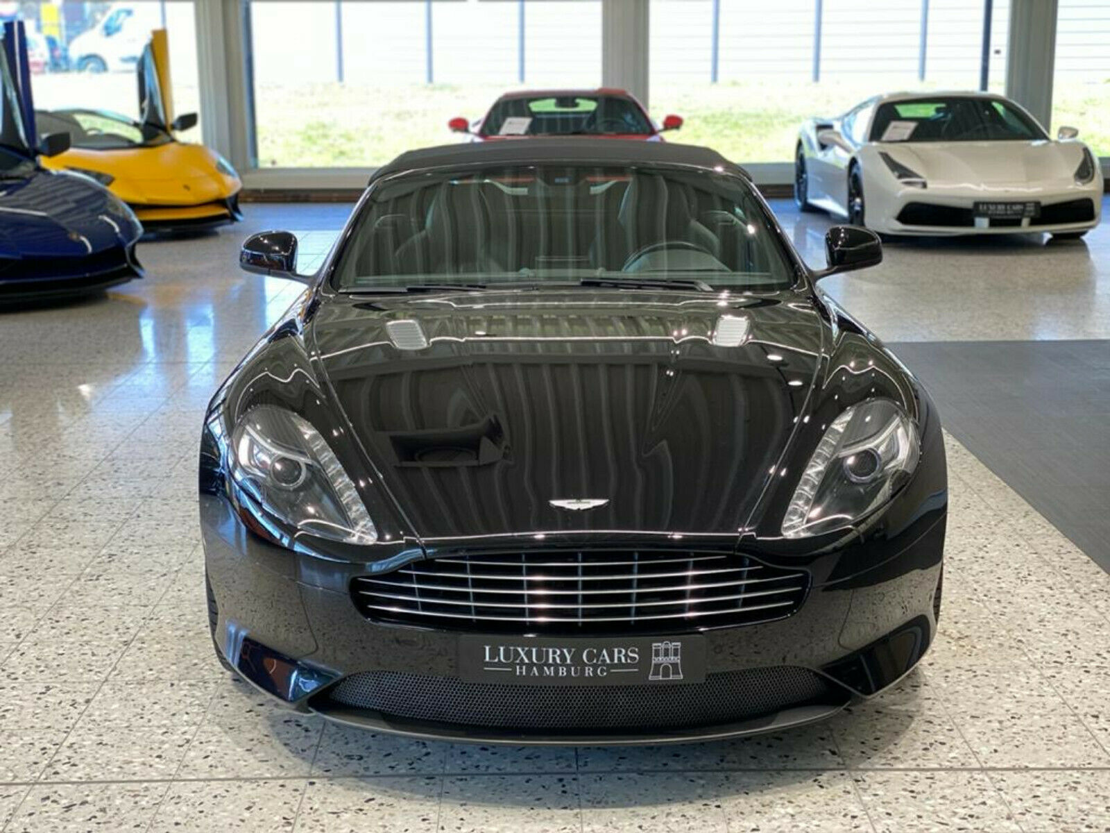 2015 Aston Martin DB9 Volante, 5/16