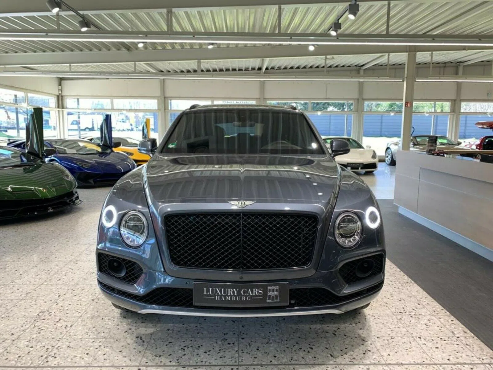 2018 Bentley Bentayga V8 MULLINER, 3/18