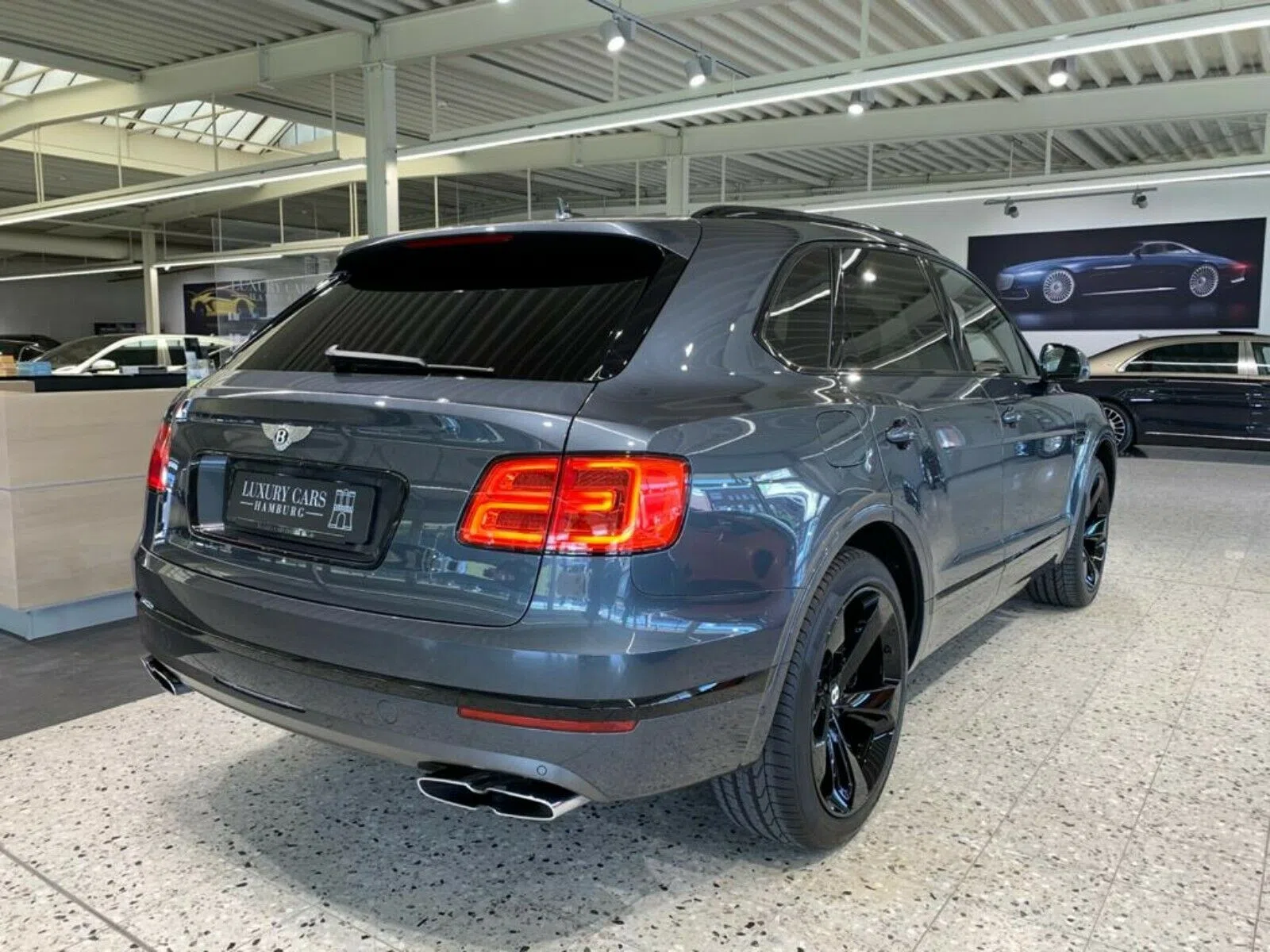 2018 Bentley Bentayga V8 MULLINER, 7/18