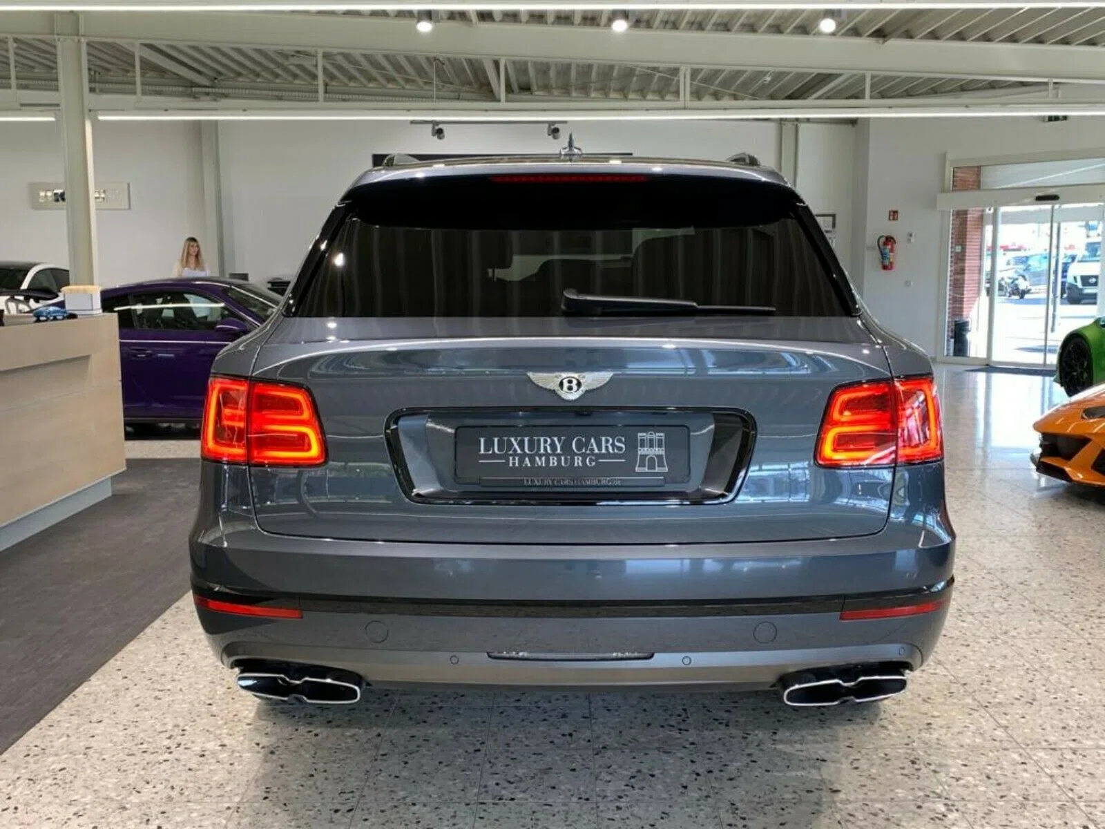 2018 Bentley Bentayga V8 MULLINER, 8/18