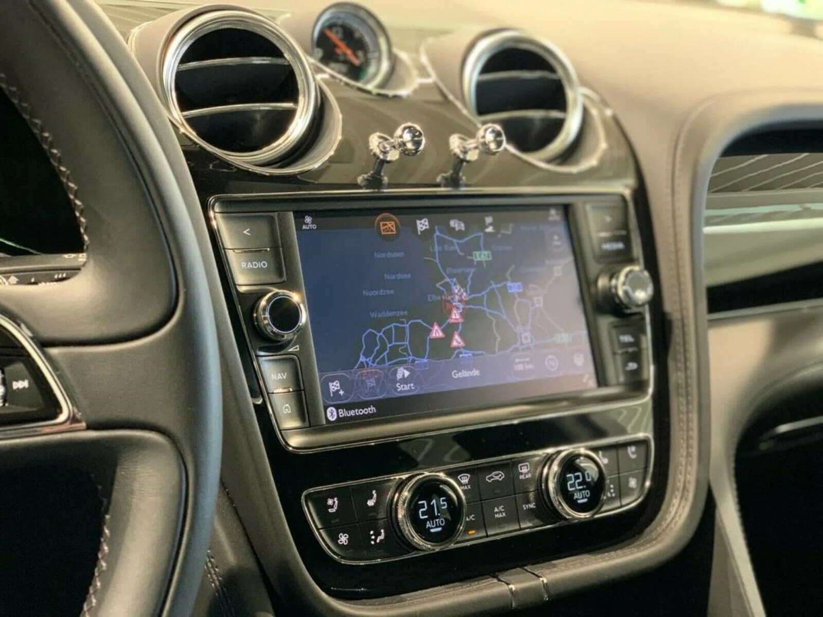 2018 Bentley Bentayga V8 MULLINER, 15/18