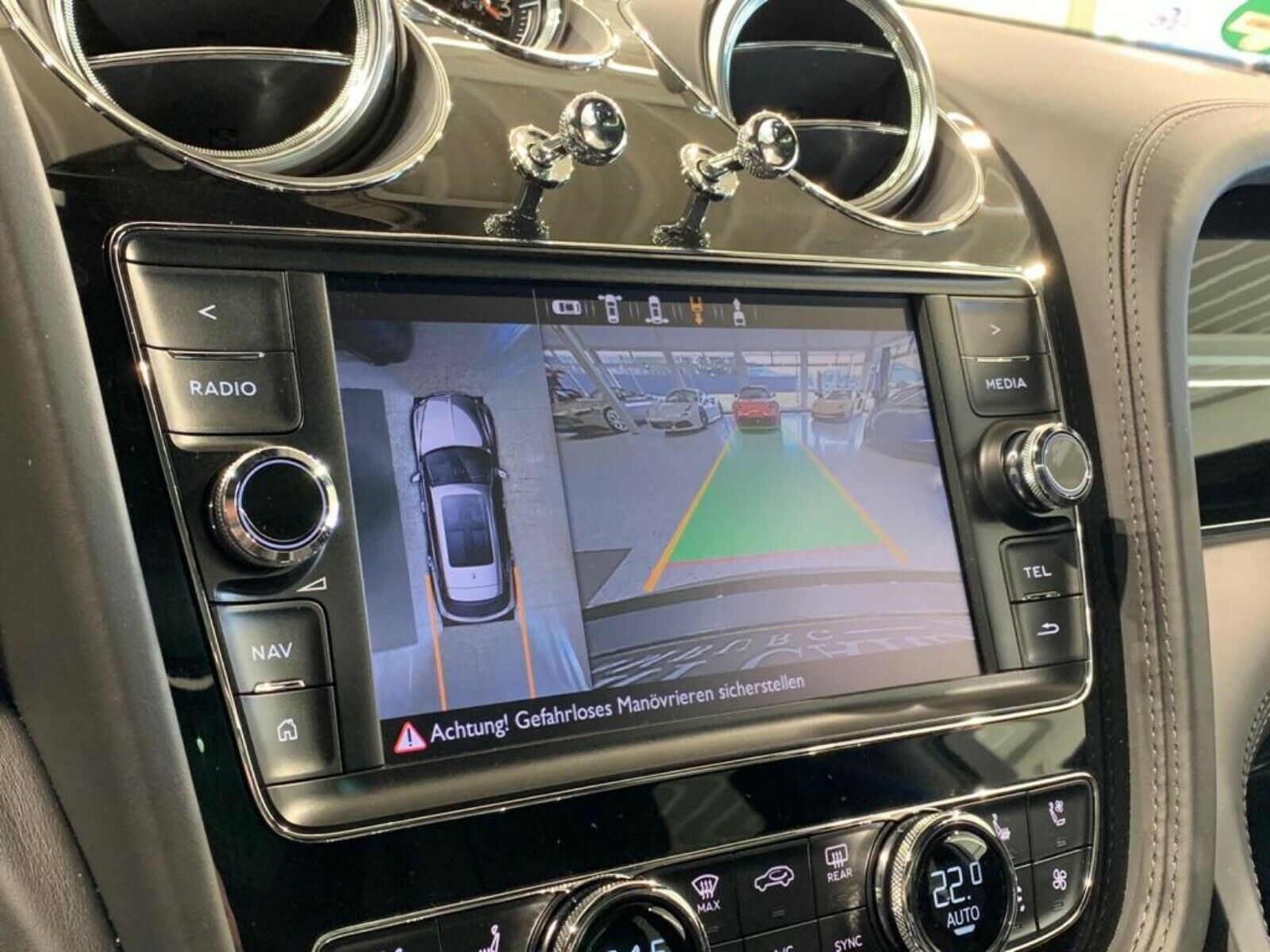 2018 Bentley Bentayga V8 MULLINER, 17/18