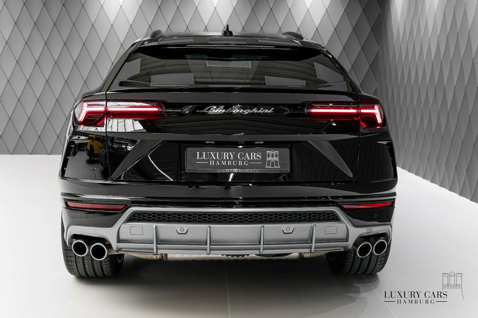 2020 Lamborghini Urus, 3/17