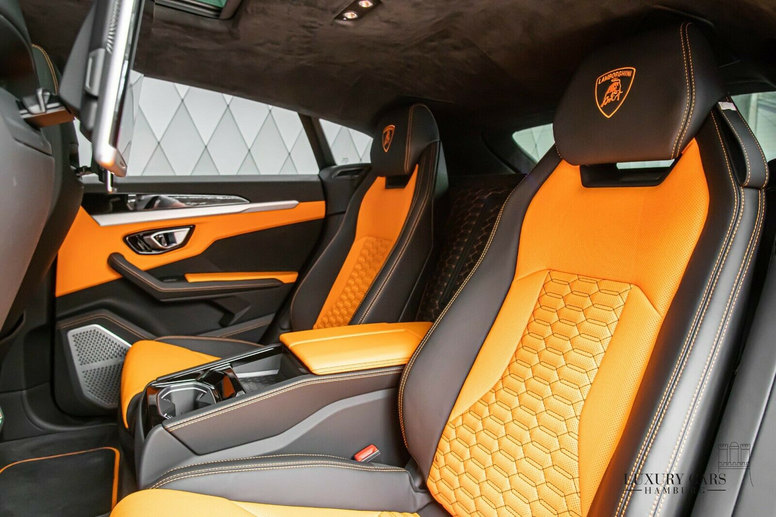 2020 Lamborghini Urus, 6/17