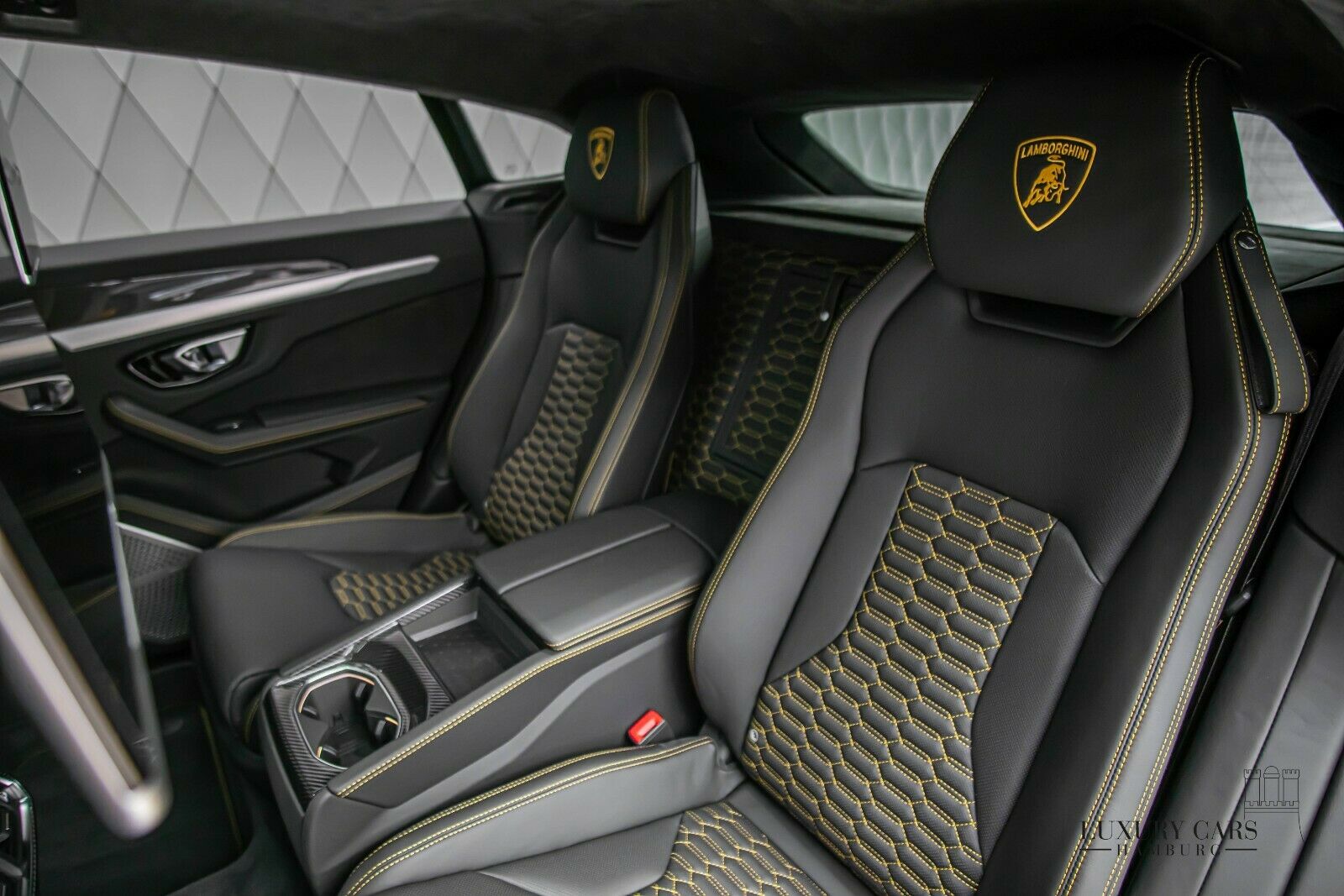 2020 Lamborghini Urus, 13/20
