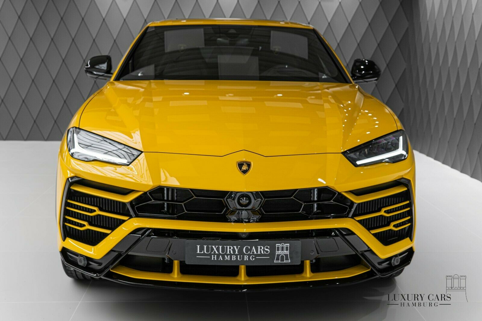2020 Lamborghini Urus, 16/20