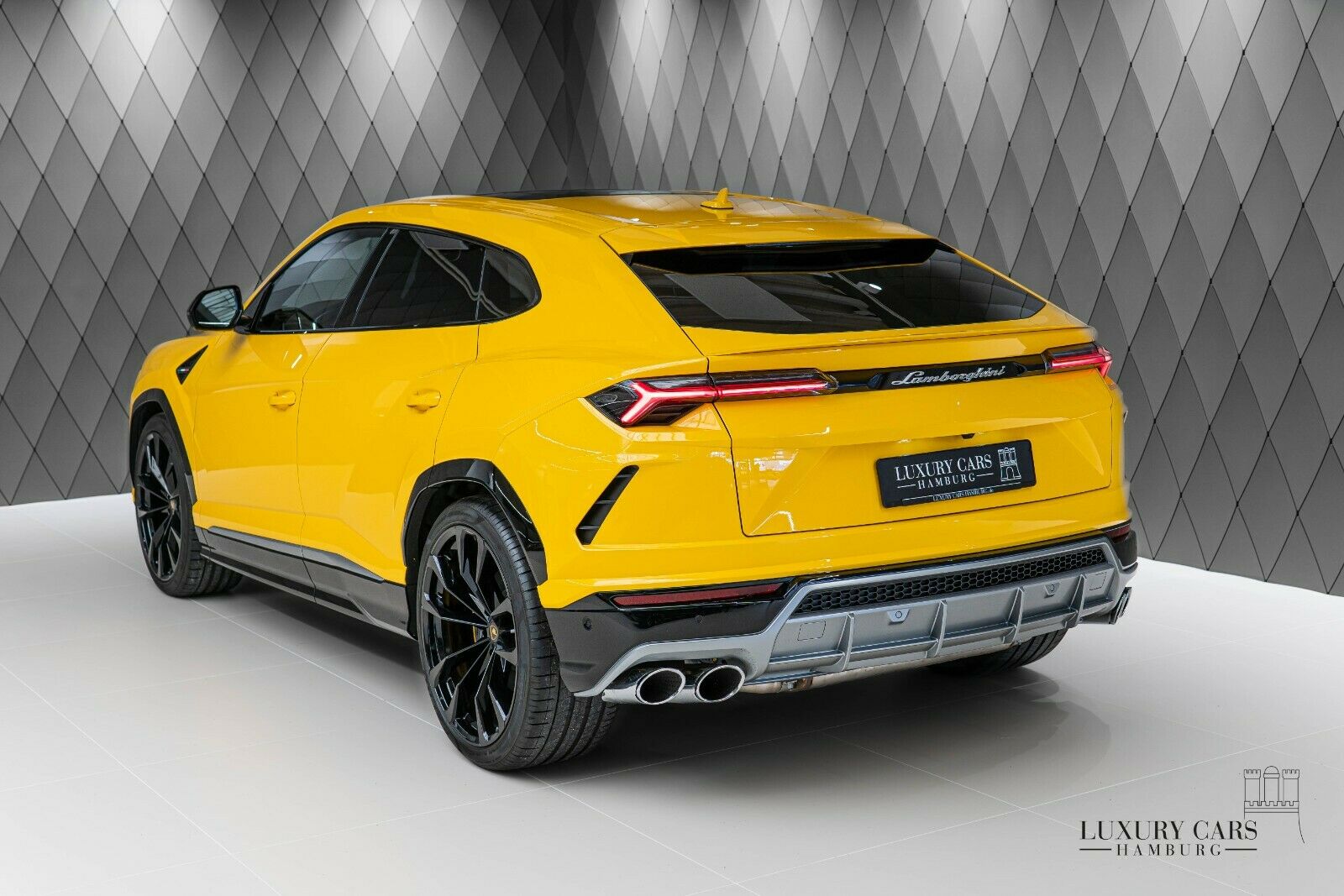 2020 Lamborghini Urus, 20/20