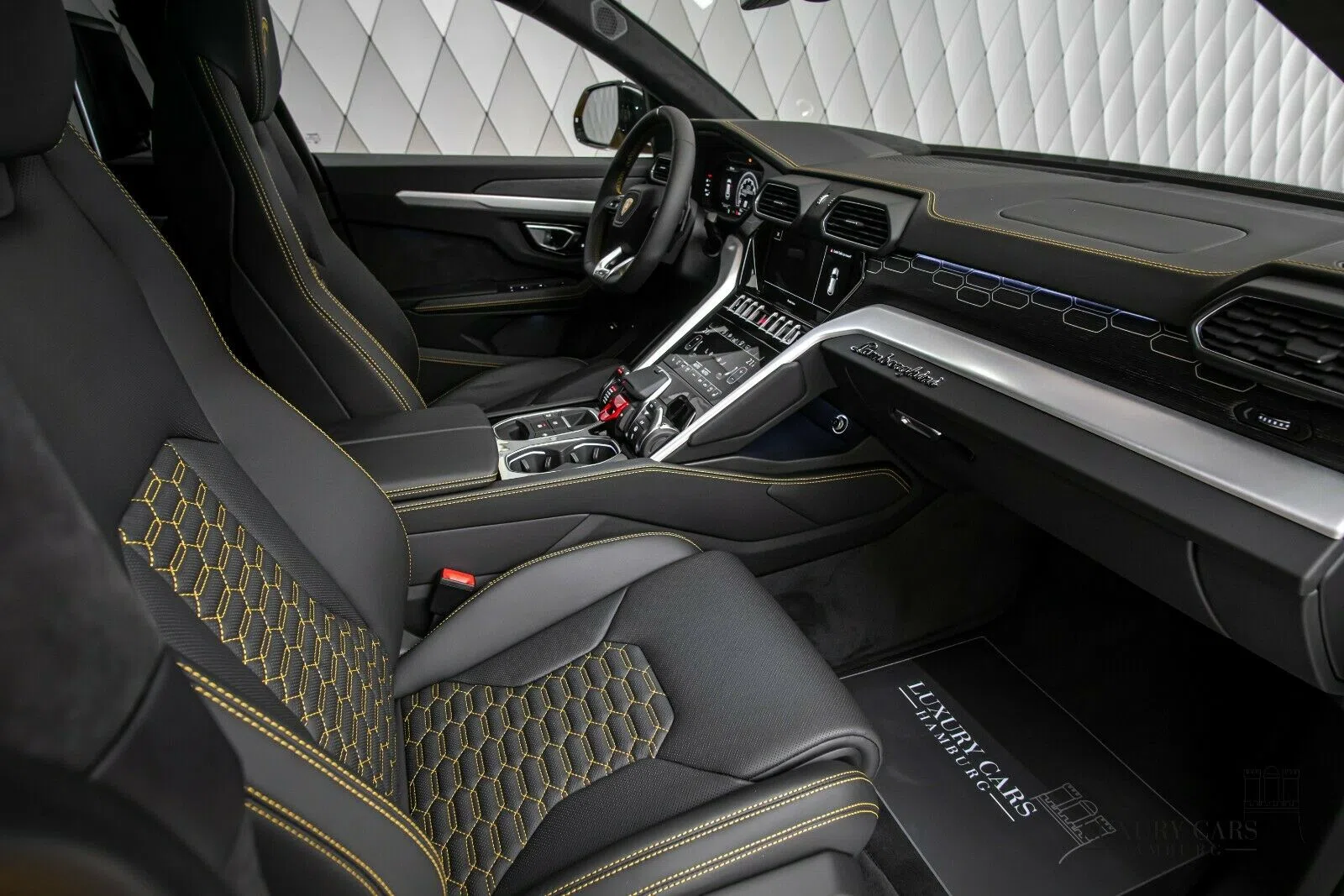 2020 Lamborghini Urus interior, seats, Andere, Vollleder