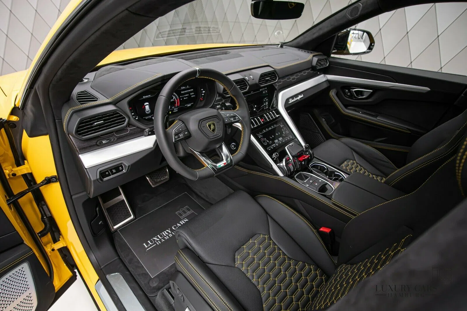 2020 Lamborghini Urus interior, dashboard, Andere, Vollleder