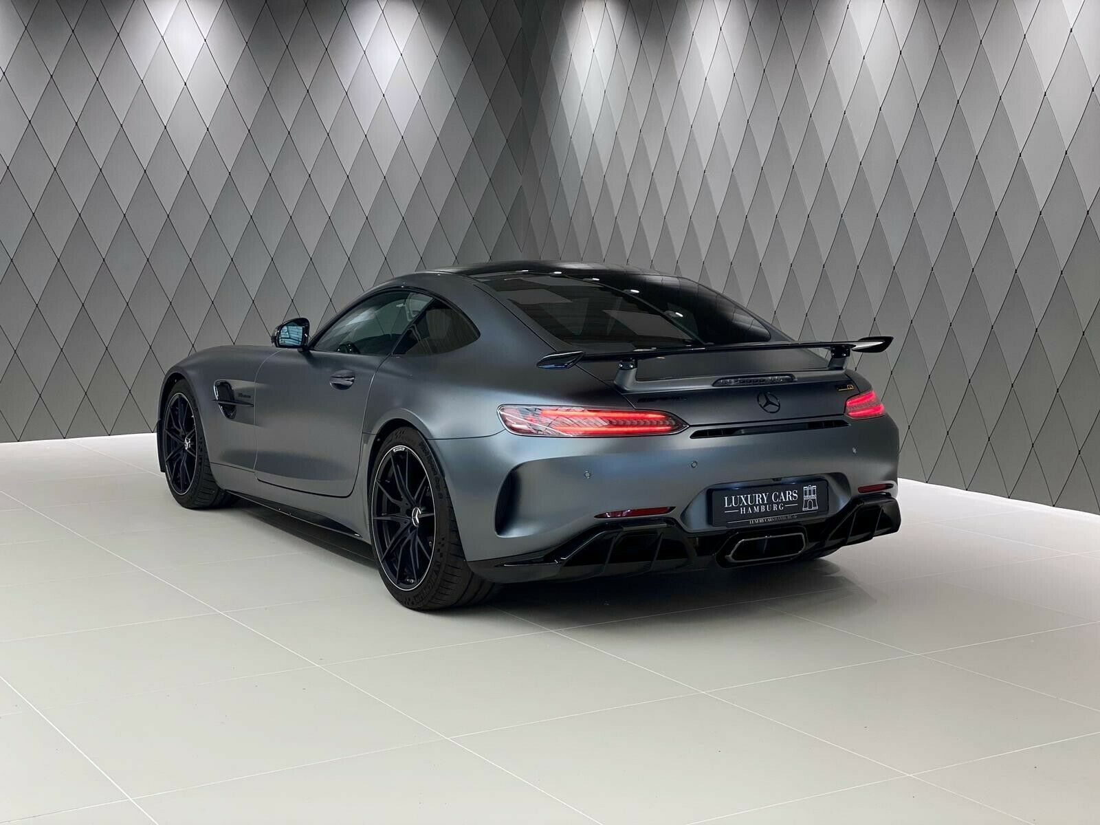2020 Mercedes-Benz AMG GT R, 3/18