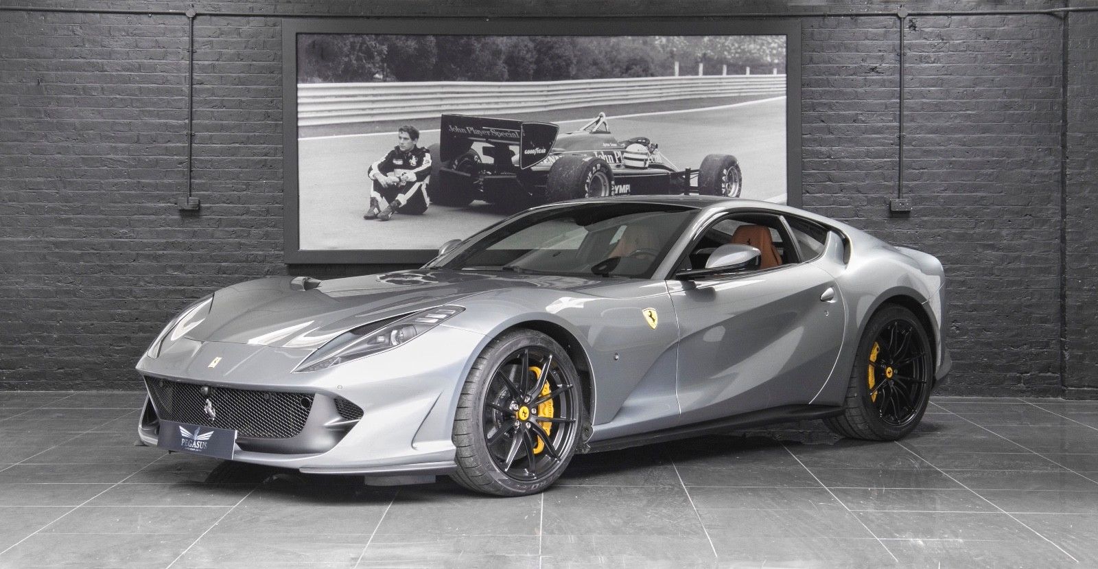 2018 Ferrari 812 Superfast, 2/20