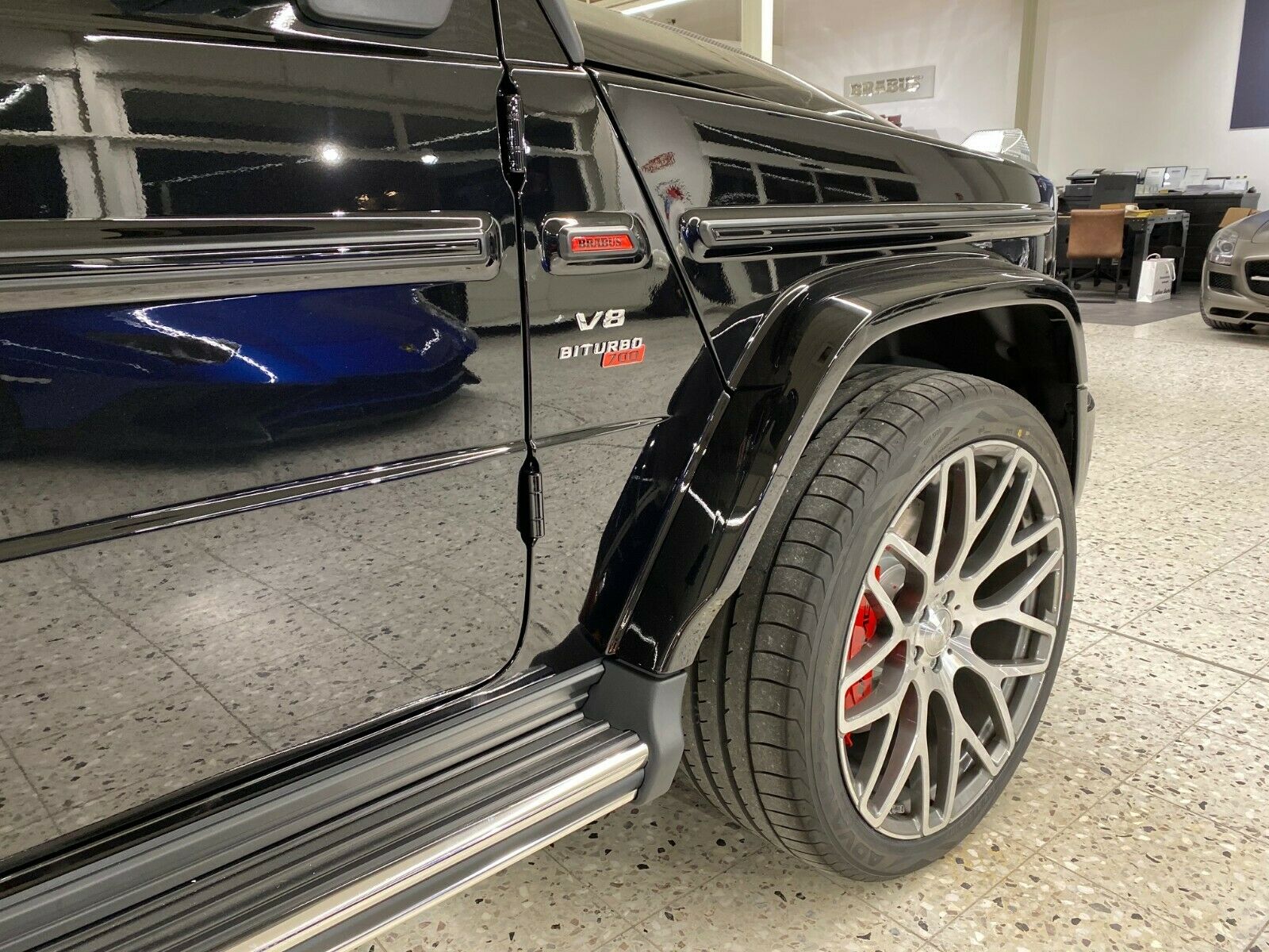 2020 BRABUS G 700, 9/19