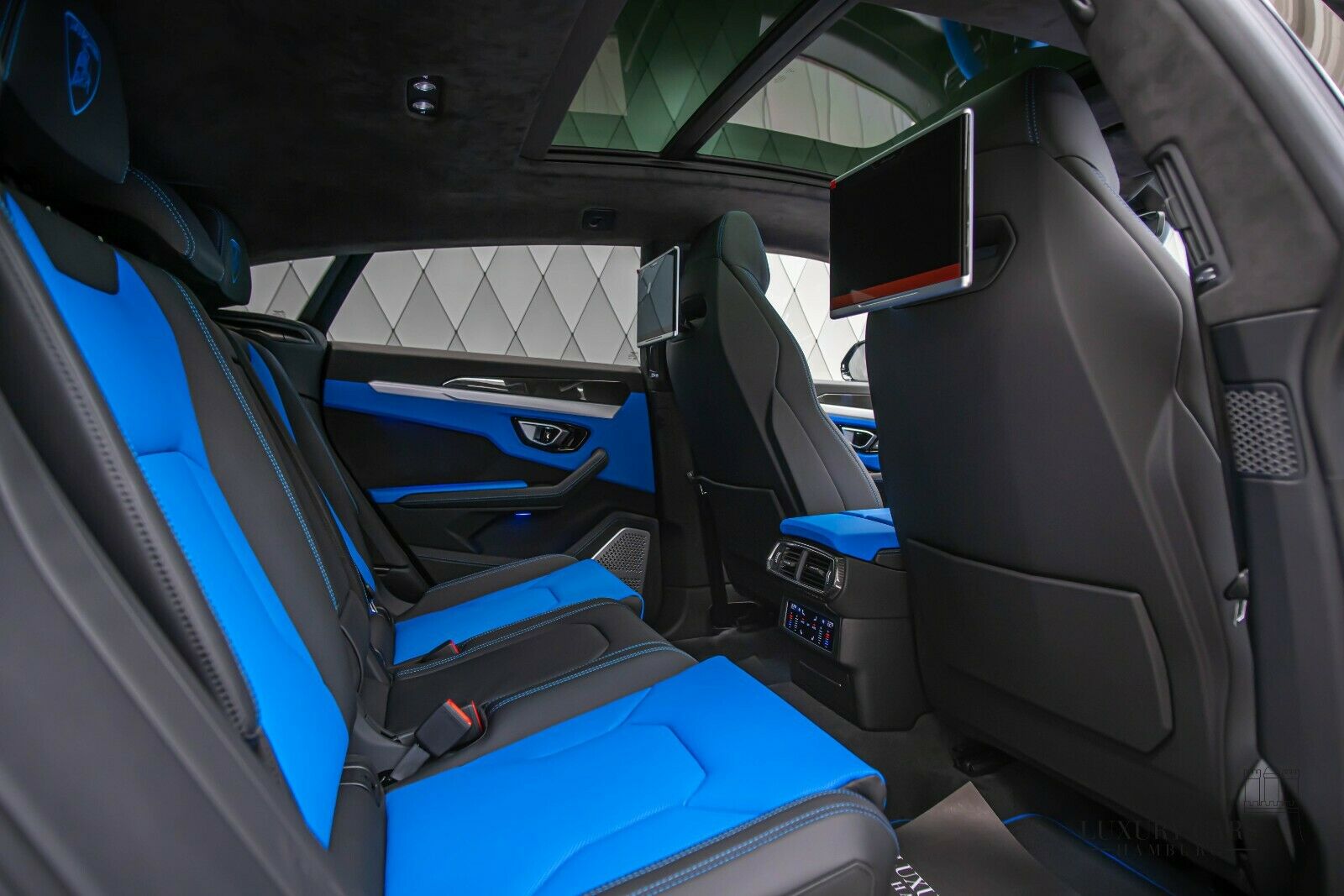 2020 Lamborghini Urus, 8/20