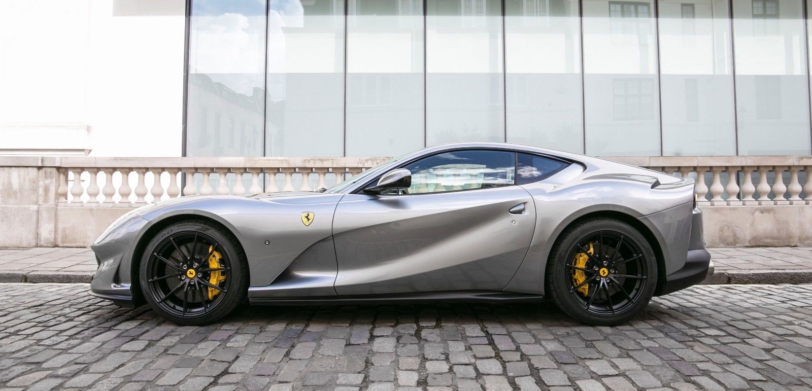 2018 Ferrari 812 Superfast, 6/20