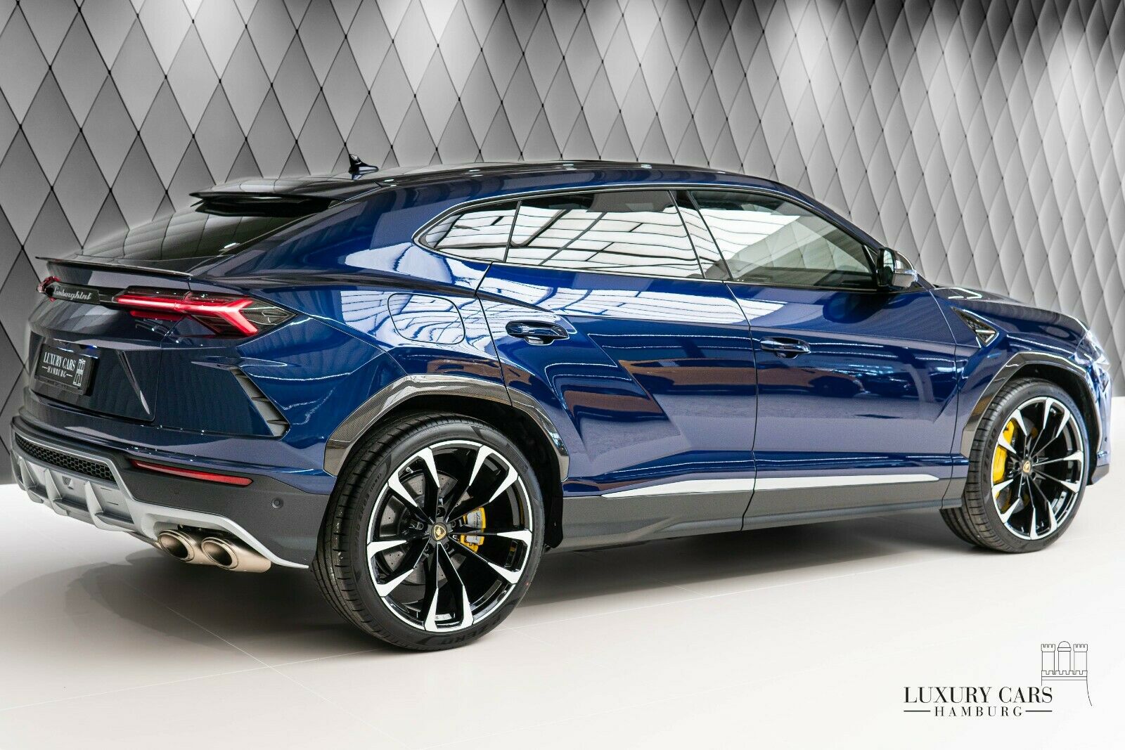 2020 Lamborghini Urus, 20/20