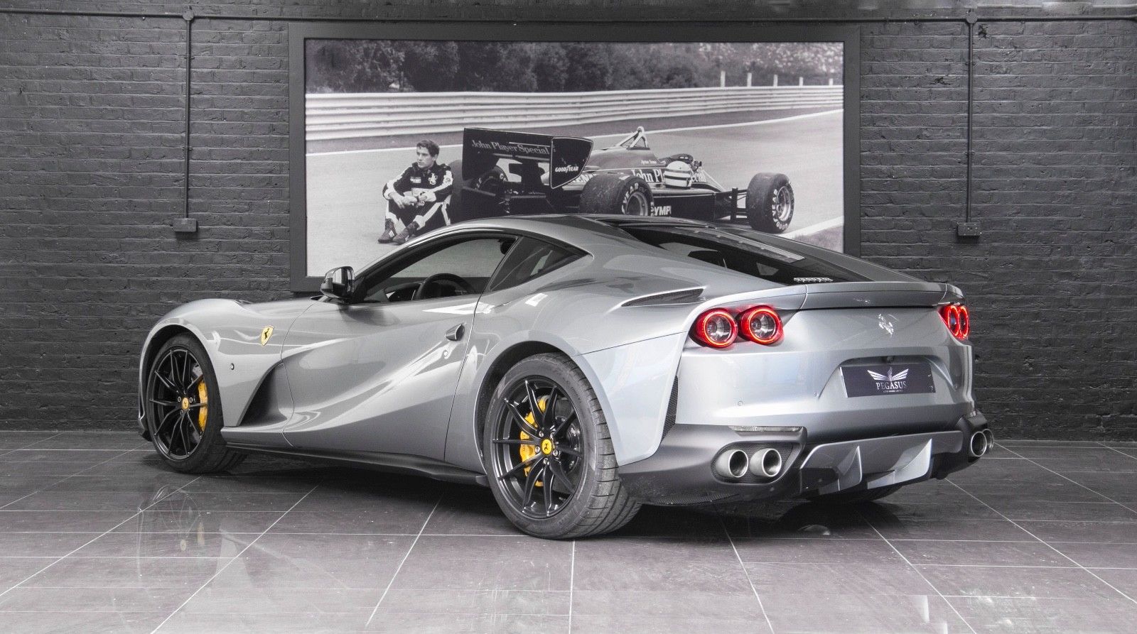 2018 Ferrari 812 Superfast, 8/20