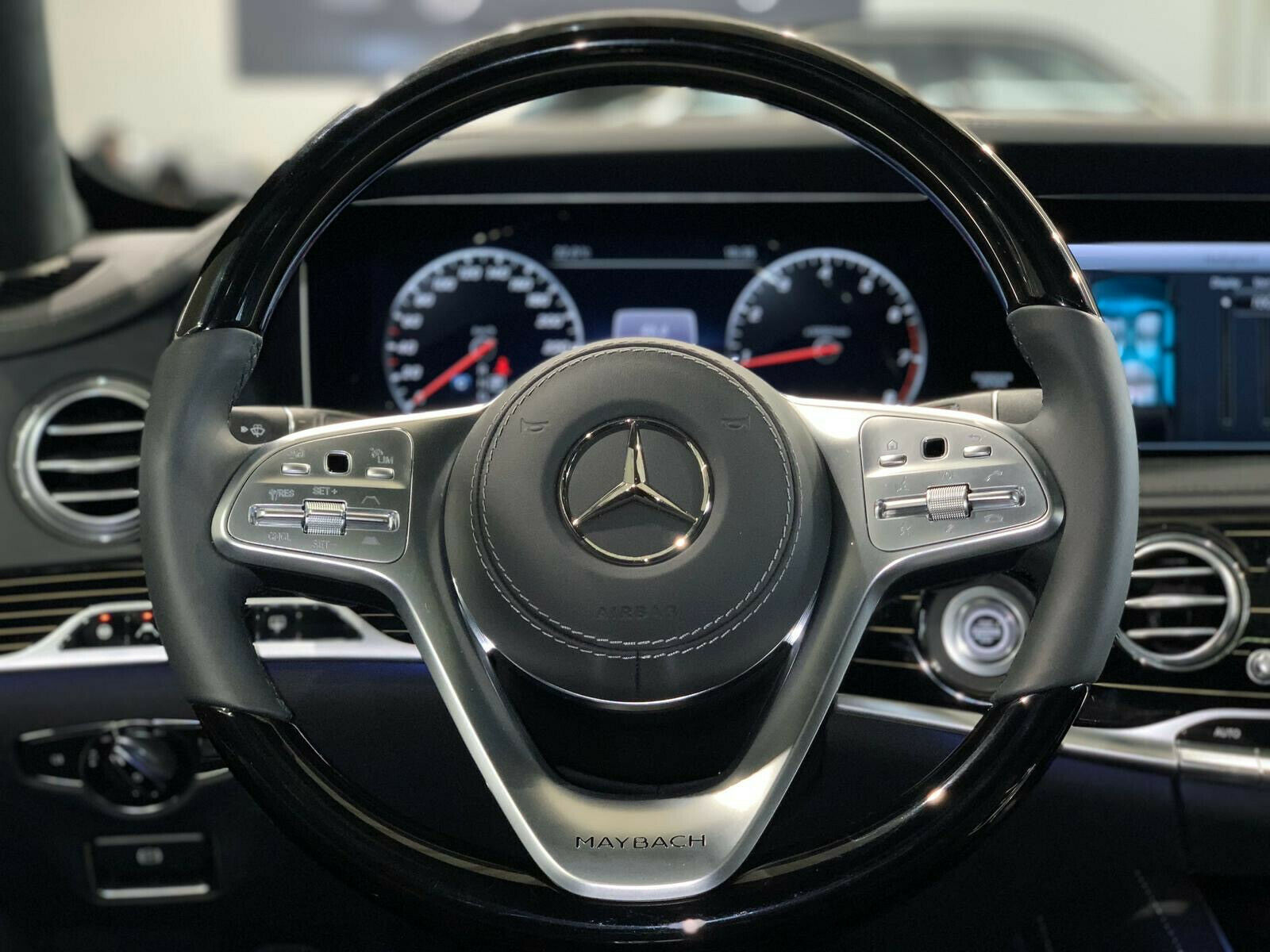 2020 Mercedes-Maybach S 560, 8/20