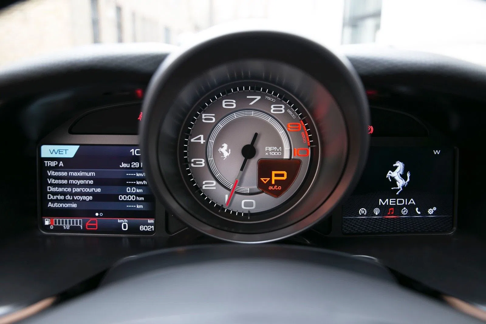 2018 Ferrari 812 Superfast interior, Beige