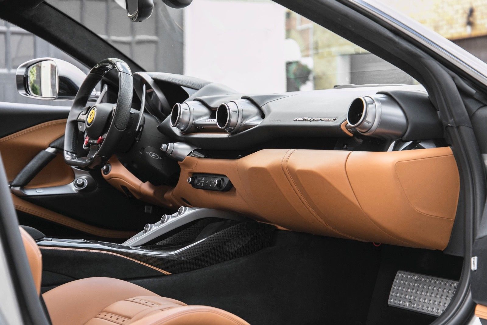 2018 Ferrari 812 Superfast, 17/20
