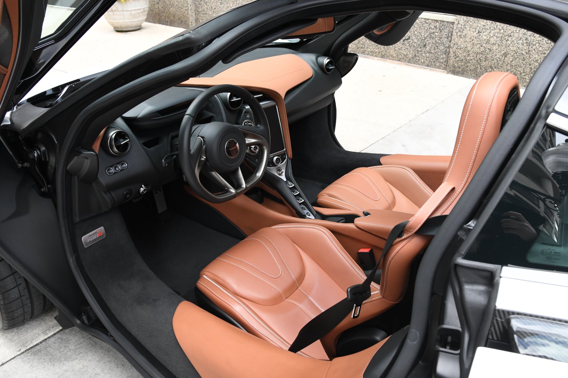 2018 McLaren 720S, 6/20