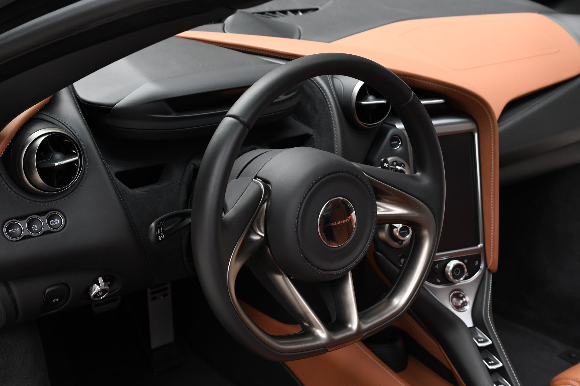 2018 McLaren 720S, 9/20