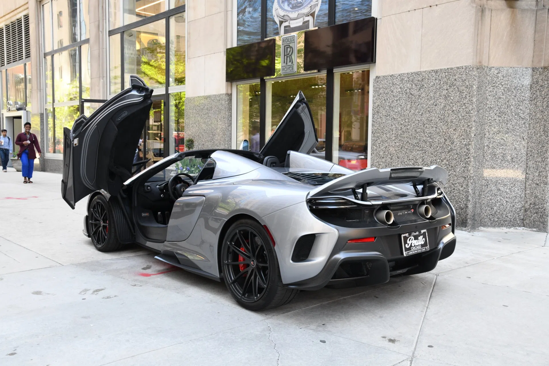 2016 McLaren 675LT Spider for sale, exterior, Gray (metallic)