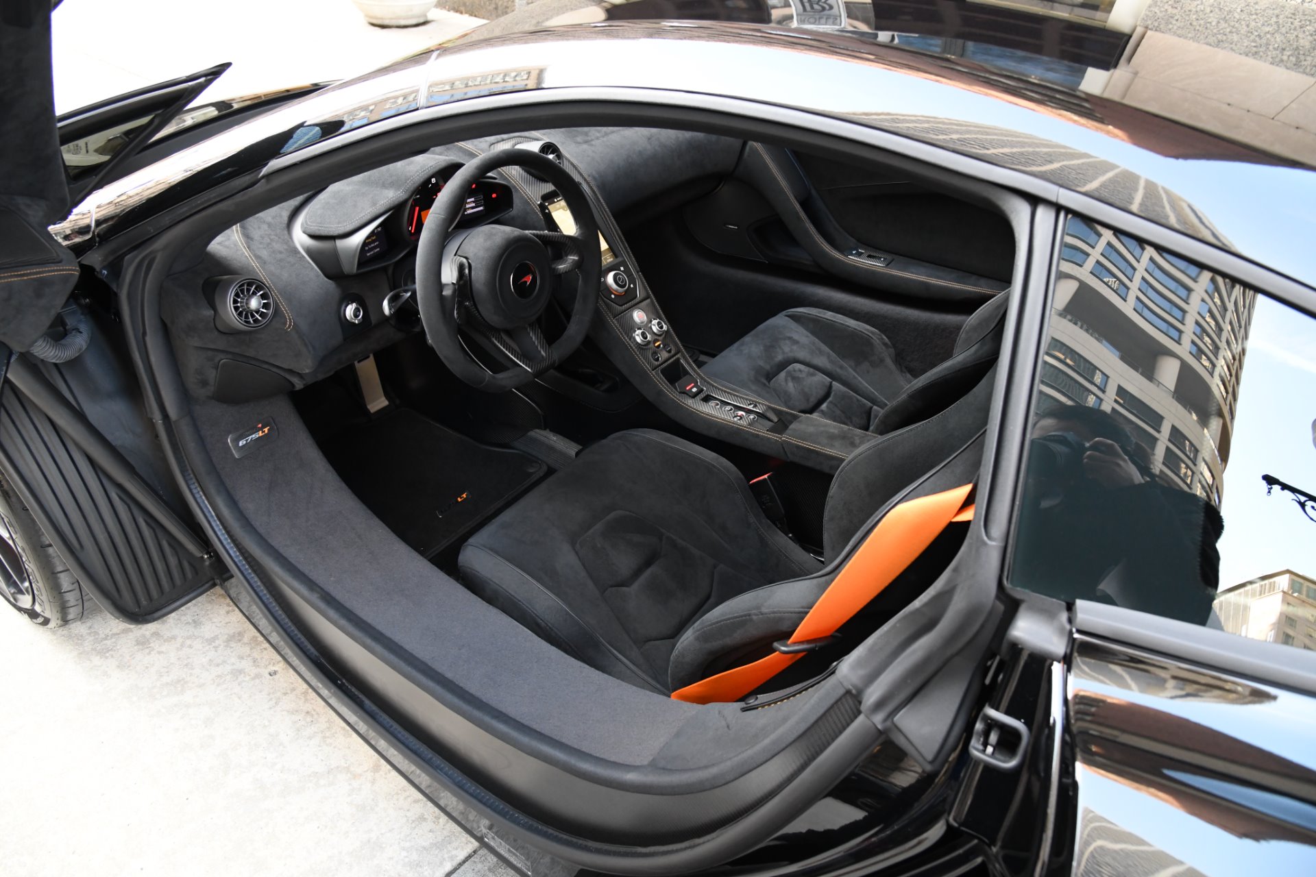 McLaren 675LT, 6/13