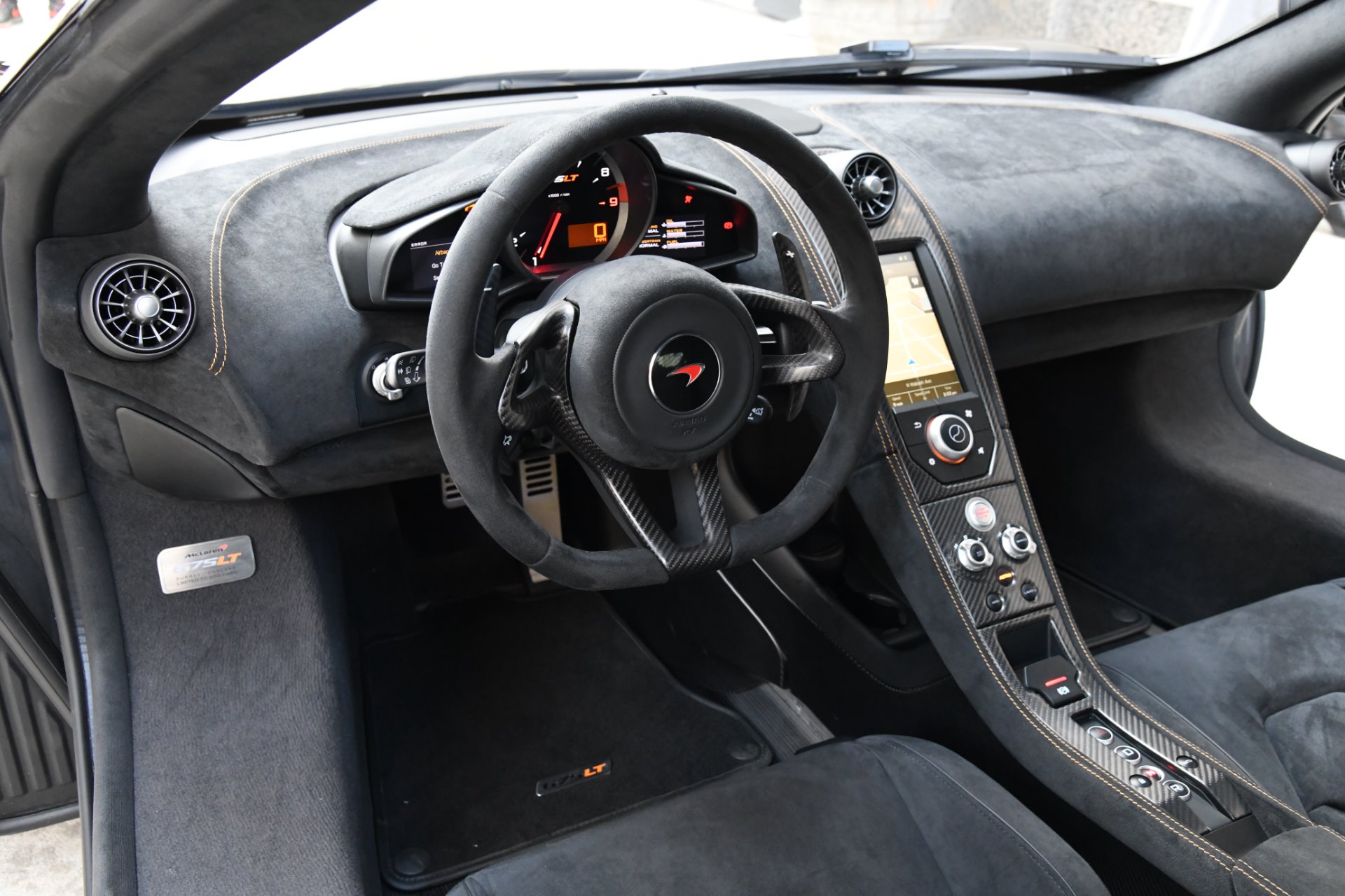 McLaren 675LT, 9/13