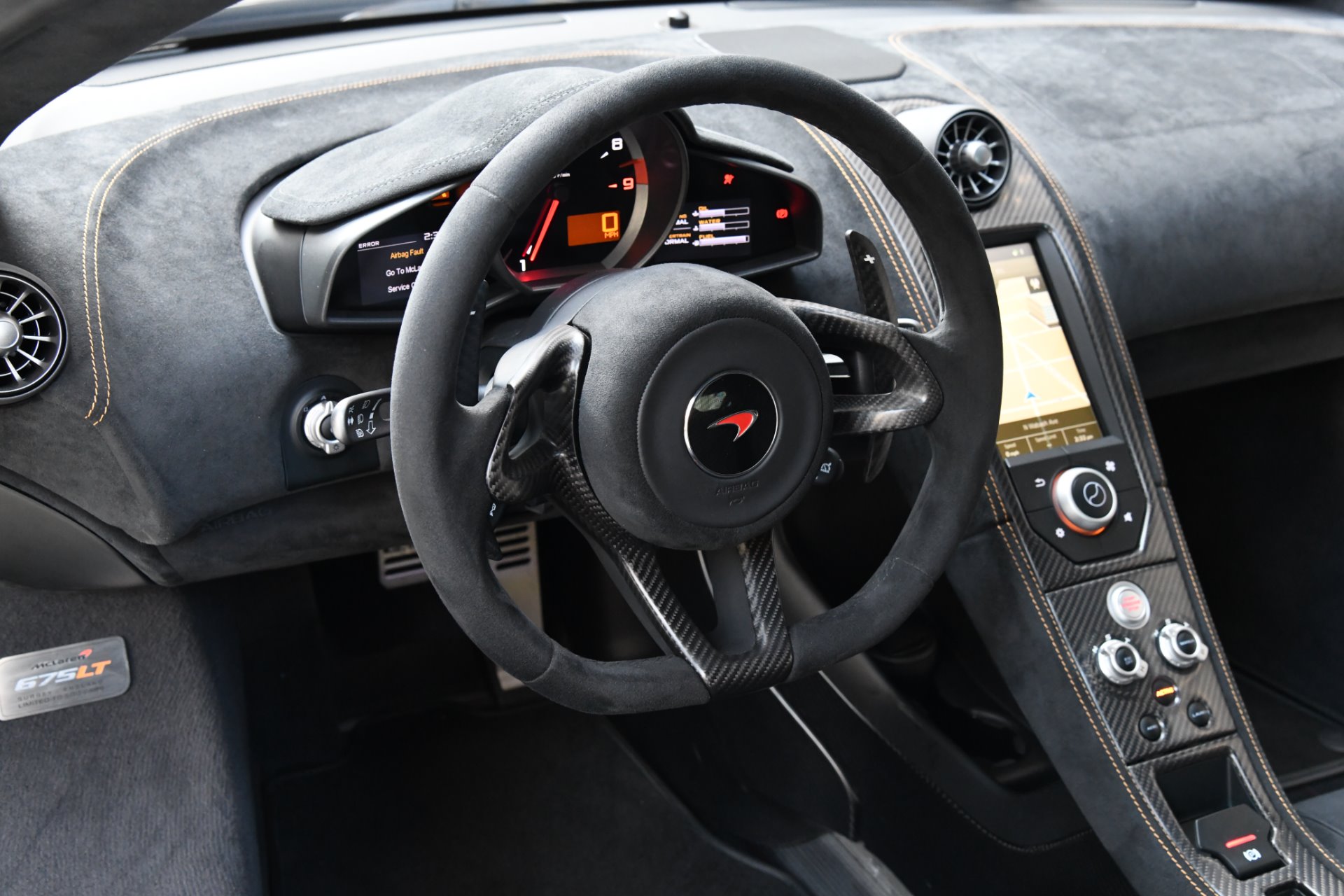 McLaren 675LT, 10/13
