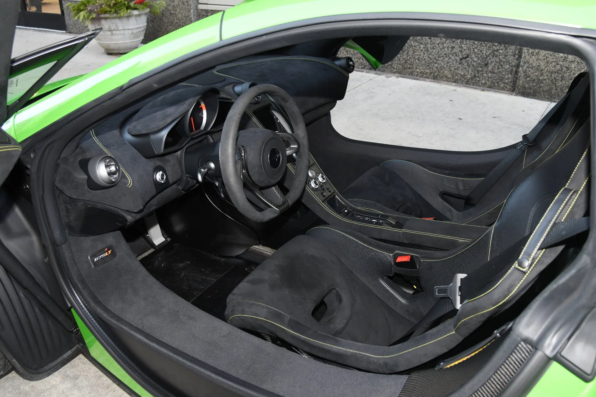 2016 McLaren 675LT interior, Carbon Black